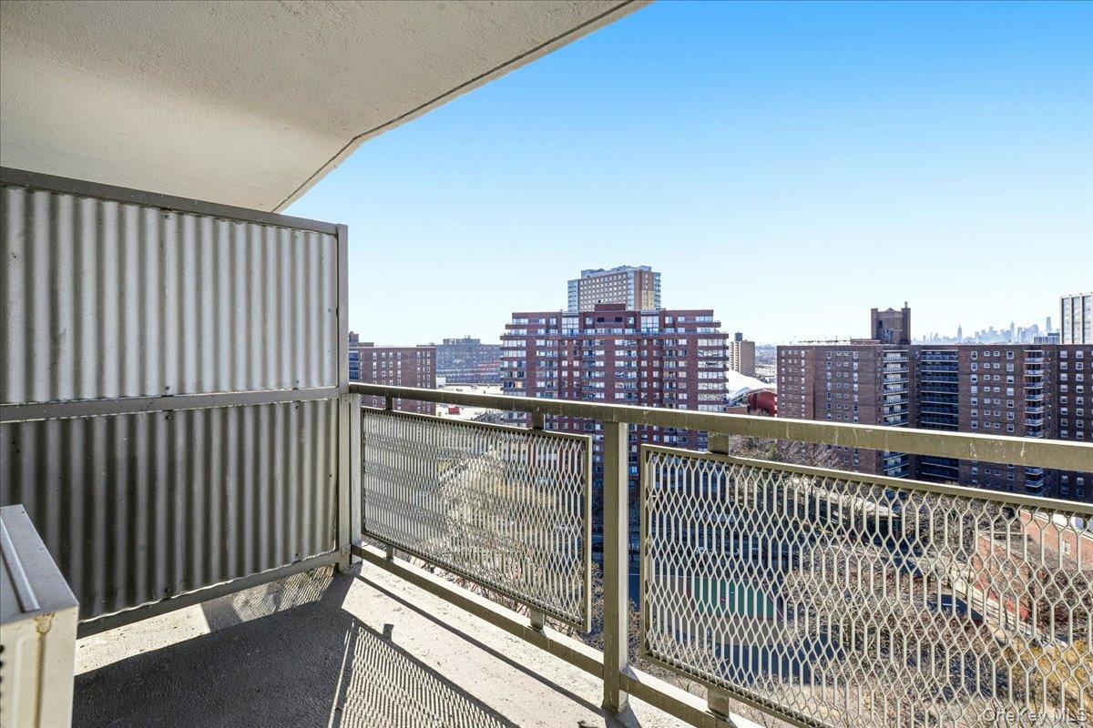#17 photo, 61-55 98th Street, 皇后區 Rego Park , NY 11374