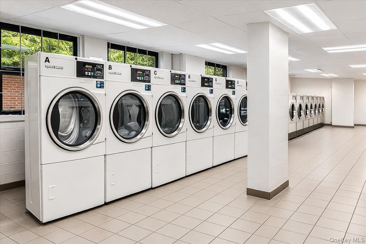 #19 photo, 61-55 98th Street, 皇后區 Rego Park , NY 11374