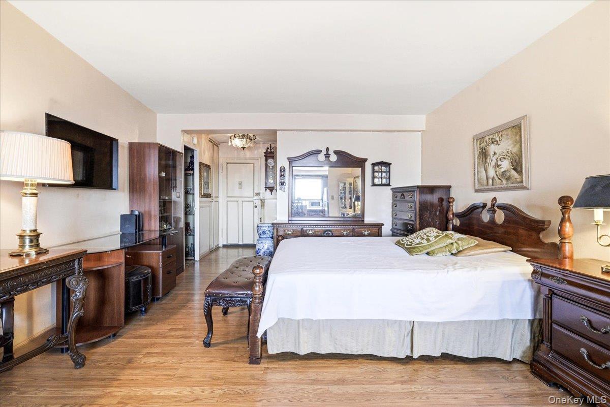 #9 photo, 61-55 98th Street, 皇后區 Rego Park , NY 11374