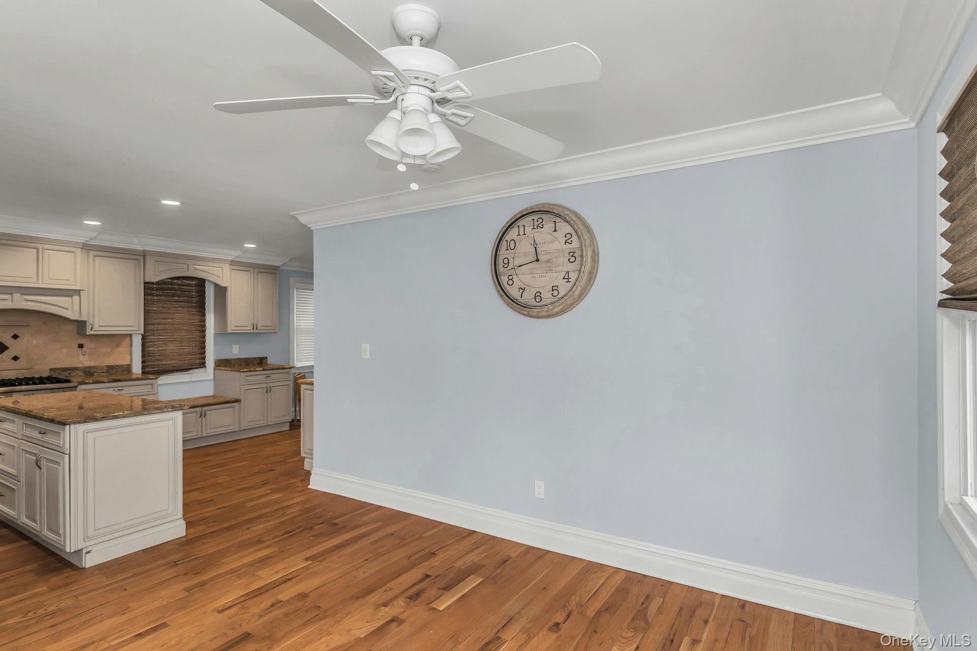 #15 photo, 180 Kensington Road, Garden City South , NY 11530