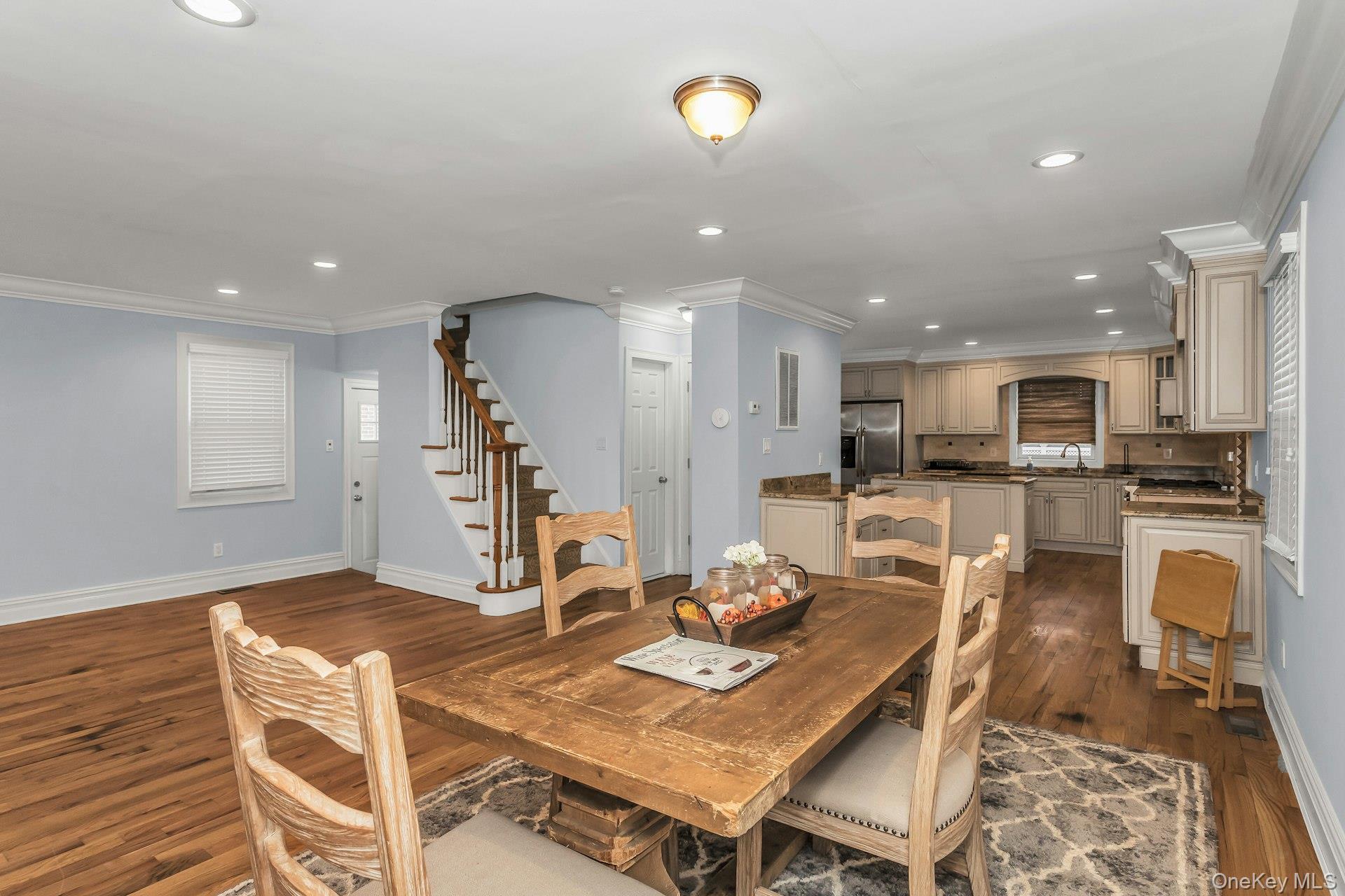 #9 photo, 180 Kensington Road, Garden City South , NY 11530