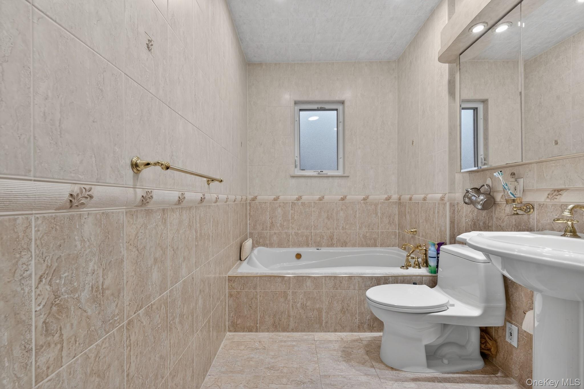 #11 photo, 6433 Alderton Street, Rego Park , NY 11374