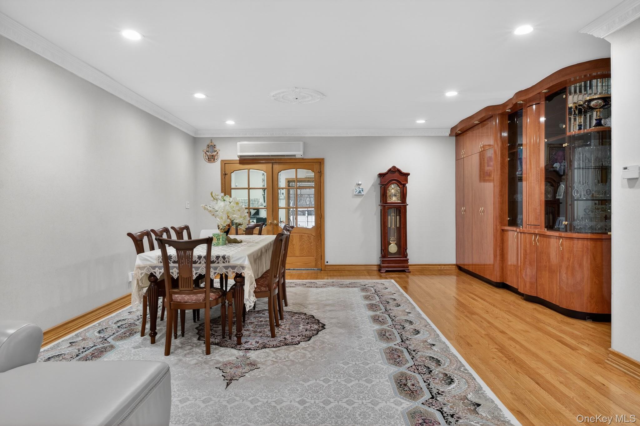 #7 photo, 6433 Alderton Street, Rego Park , NY 11374