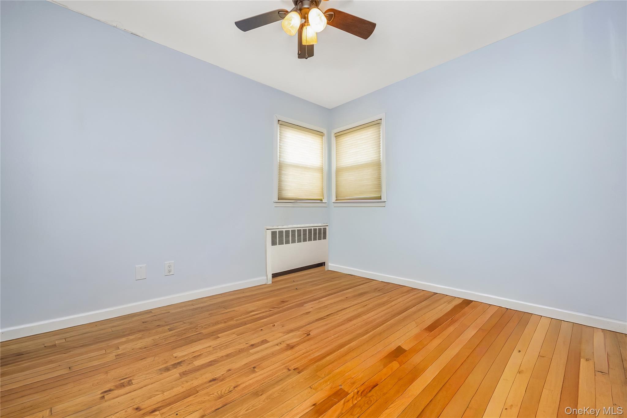 #12 photo, 3647 Bernard Drive, ناسو Wantagh , NY 11793