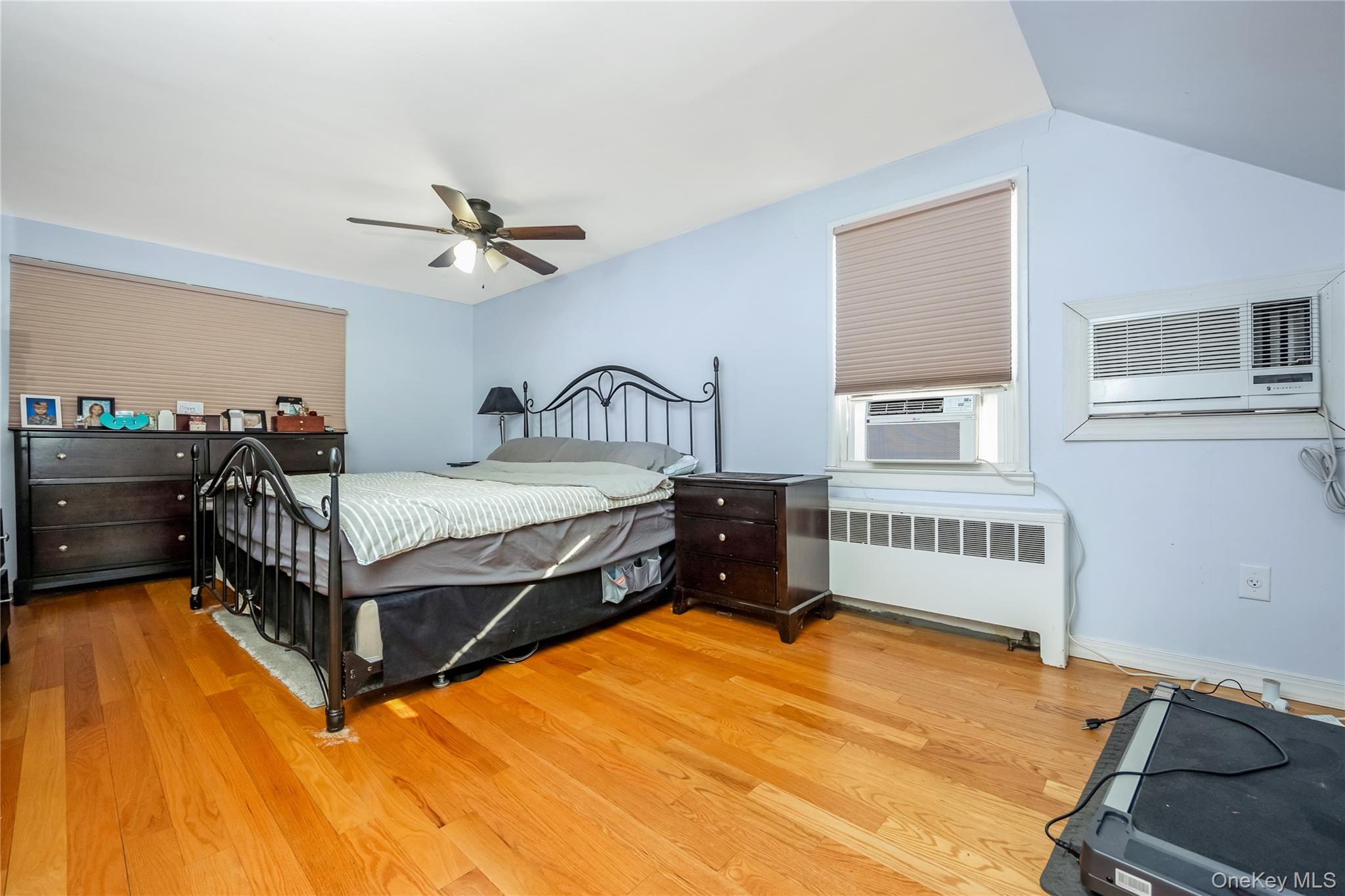 #14 photo, 3647 Bernard Drive, ناسو Wantagh , NY 11793