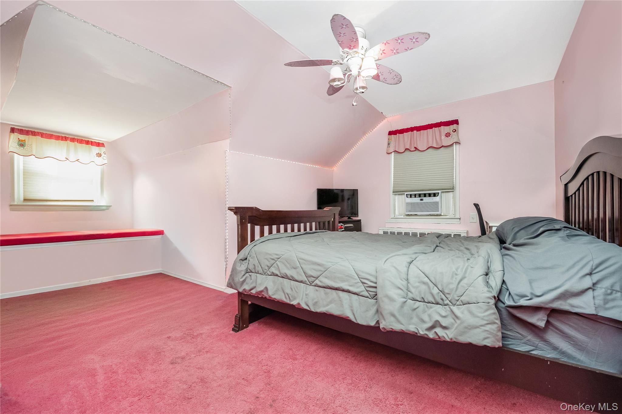 #16 photo, 3647 Bernard Drive, ناسو Wantagh , NY 11793