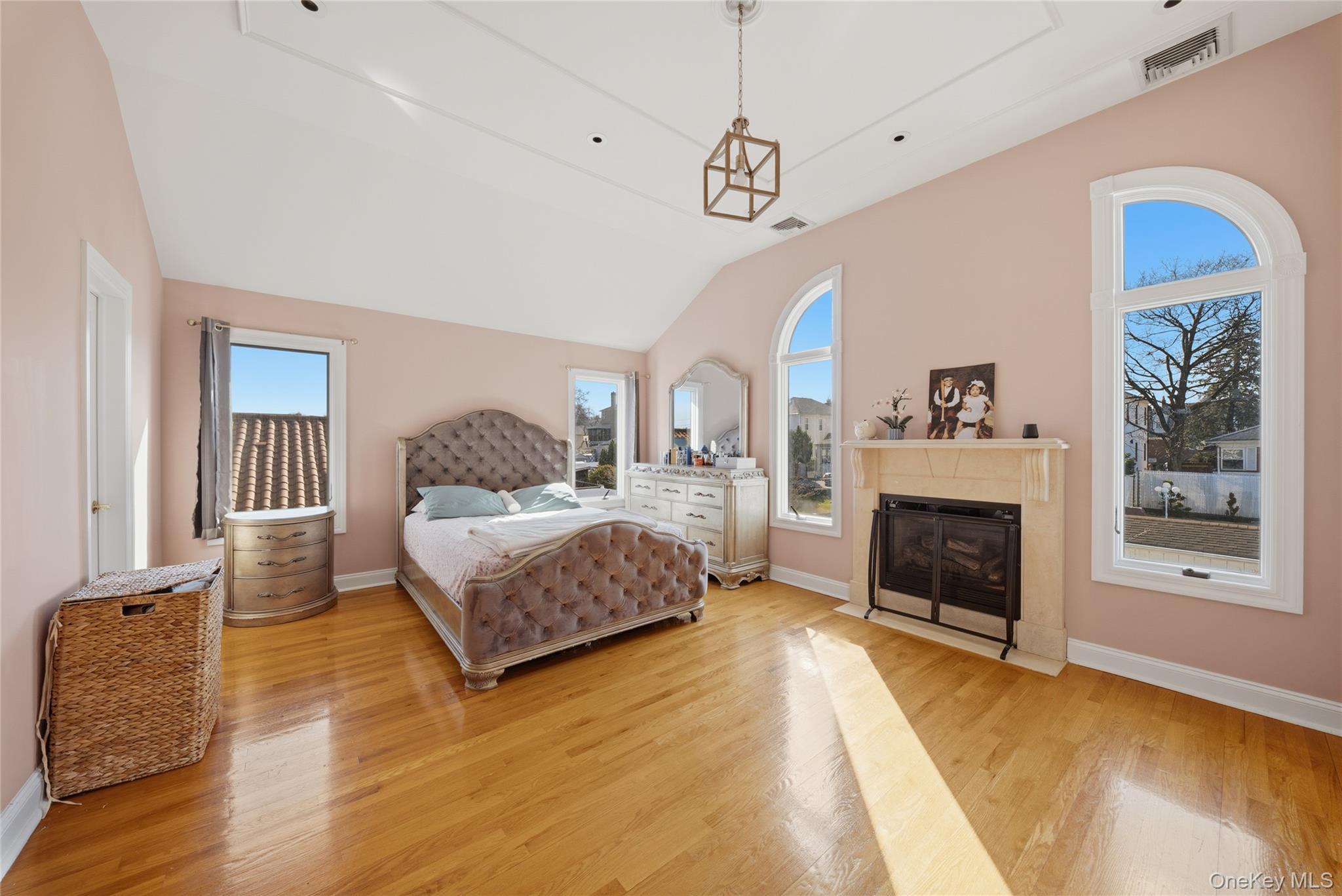 #12 photo, 141-16 11th Avenue, Куинс ‖ Malba , NY 11357