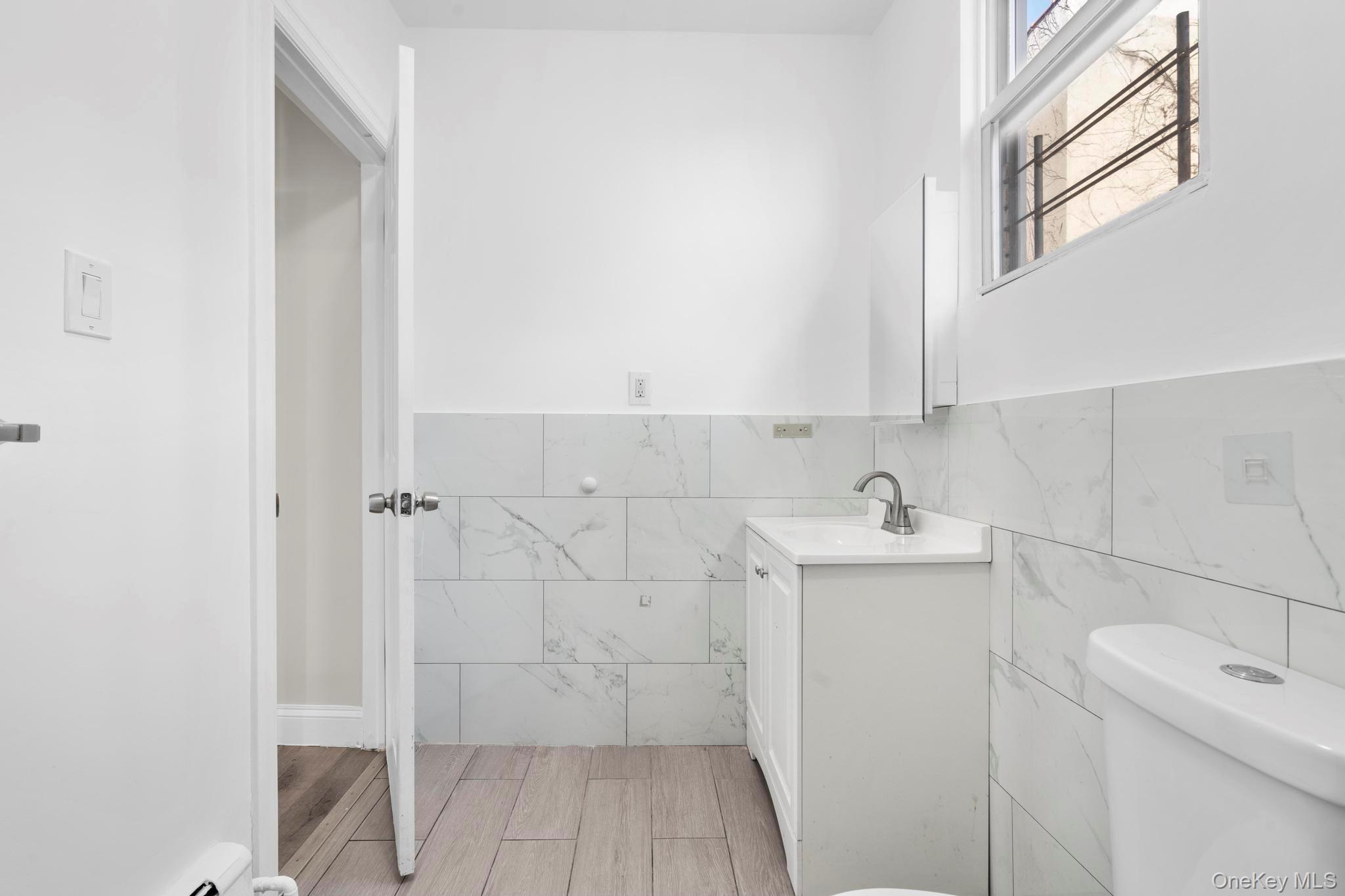 #6 photo, 142 Buena Vista Avenue, Yonkers , NY 10701