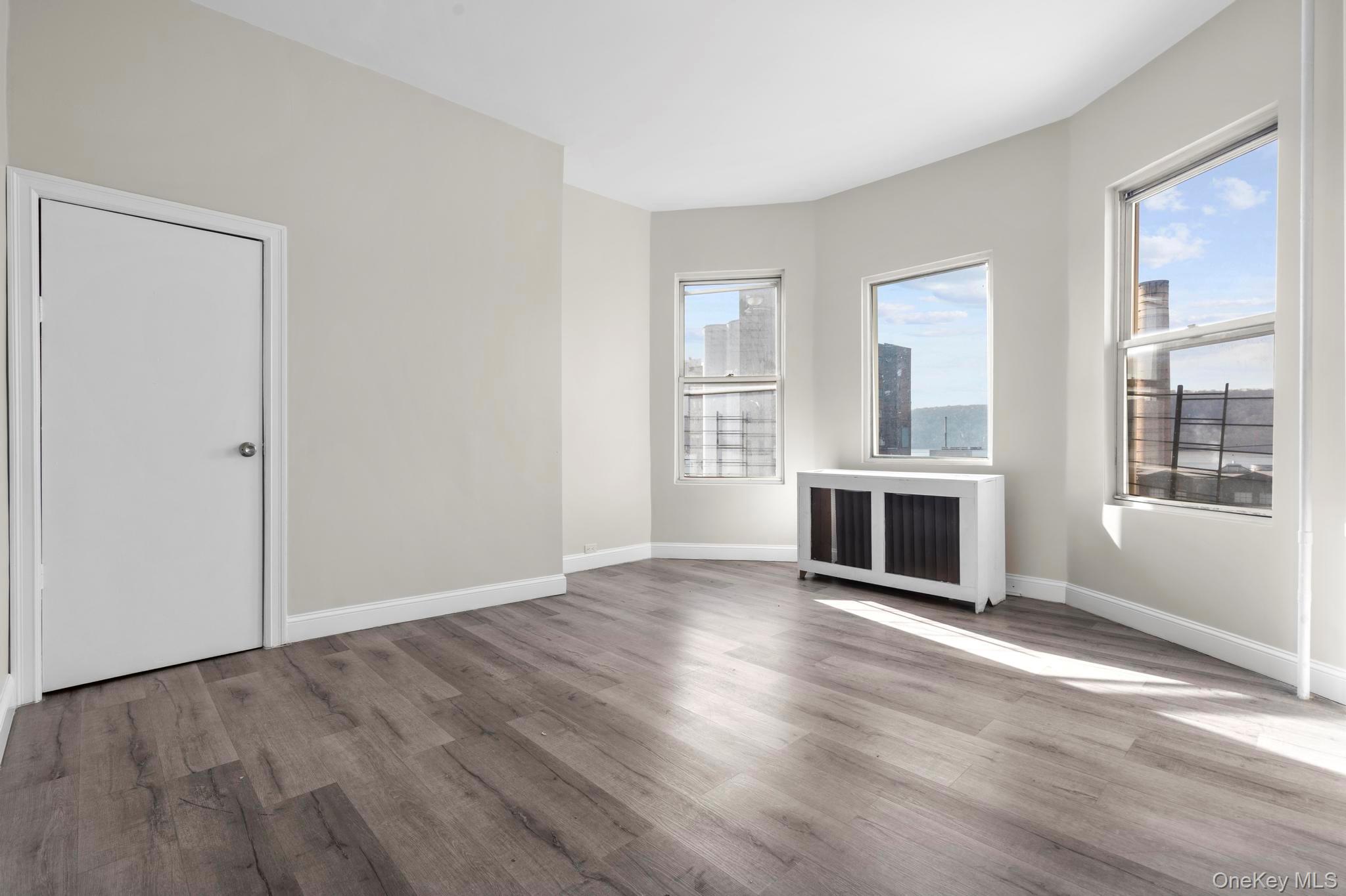 #8 photo, 142 Buena Vista Avenue, Yonkers , NY 10701