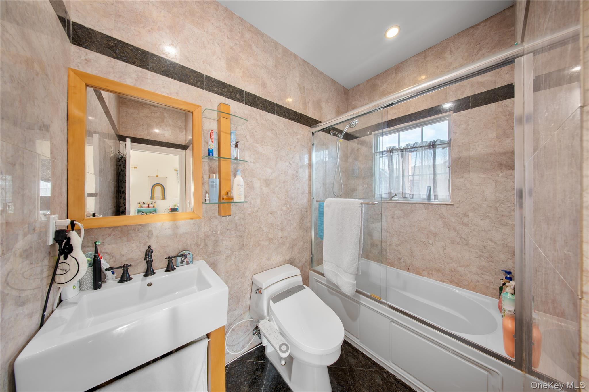 #17 photo, 66-19 Commonwealth Boulevard, Little Neck , NY 11362