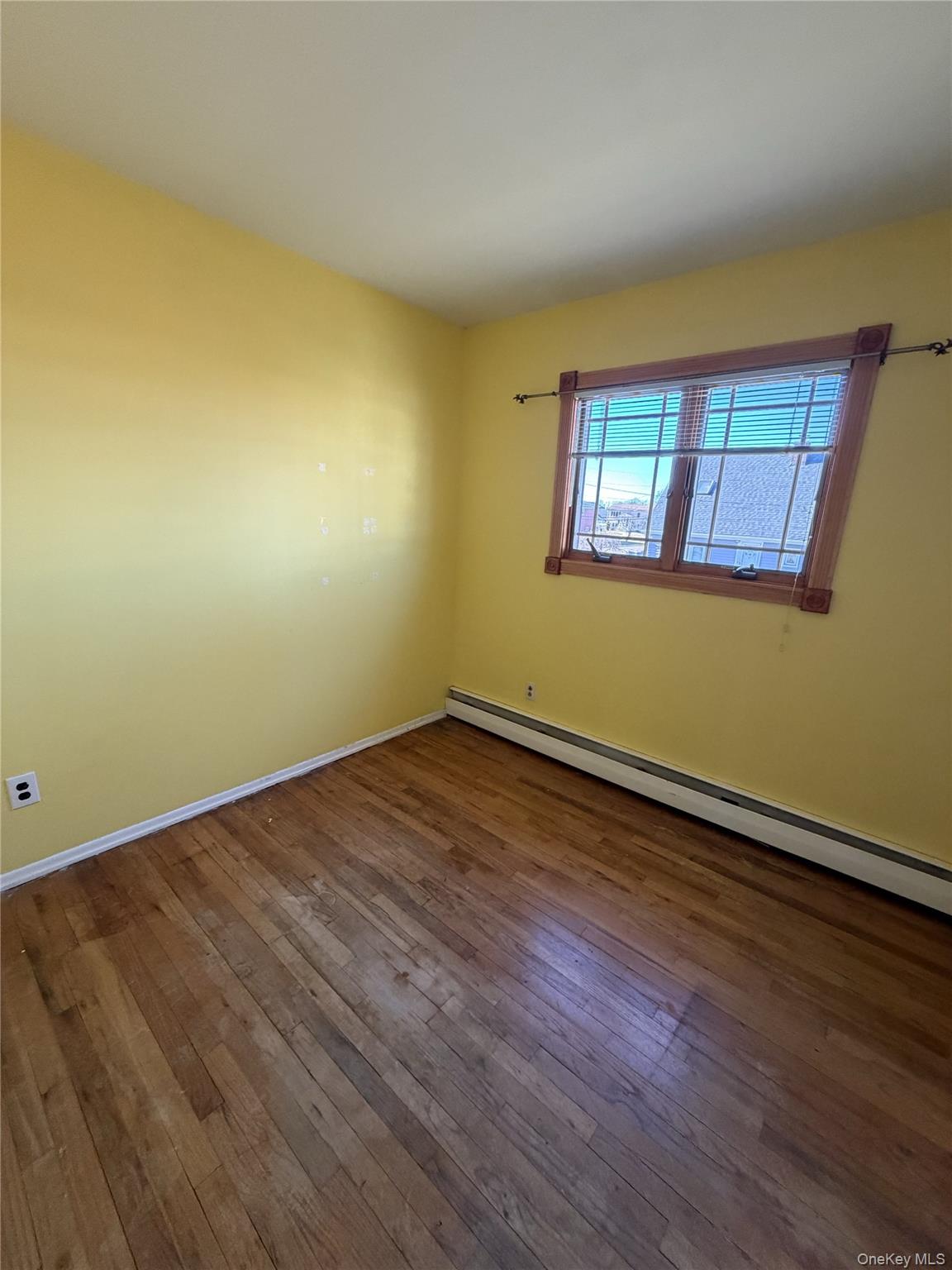 #10 photo, 250 Wyona Avenue, سوفولك Lindenhurst , NY 11757