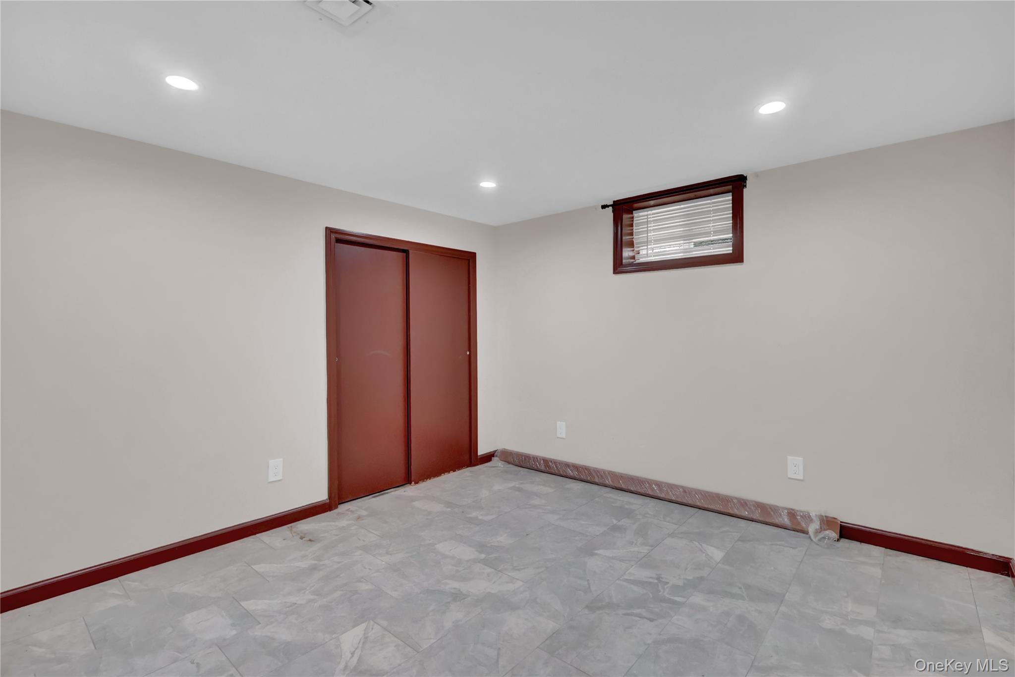 #19 photo, 26 Hilbert Street, Hempstead , NY 11550