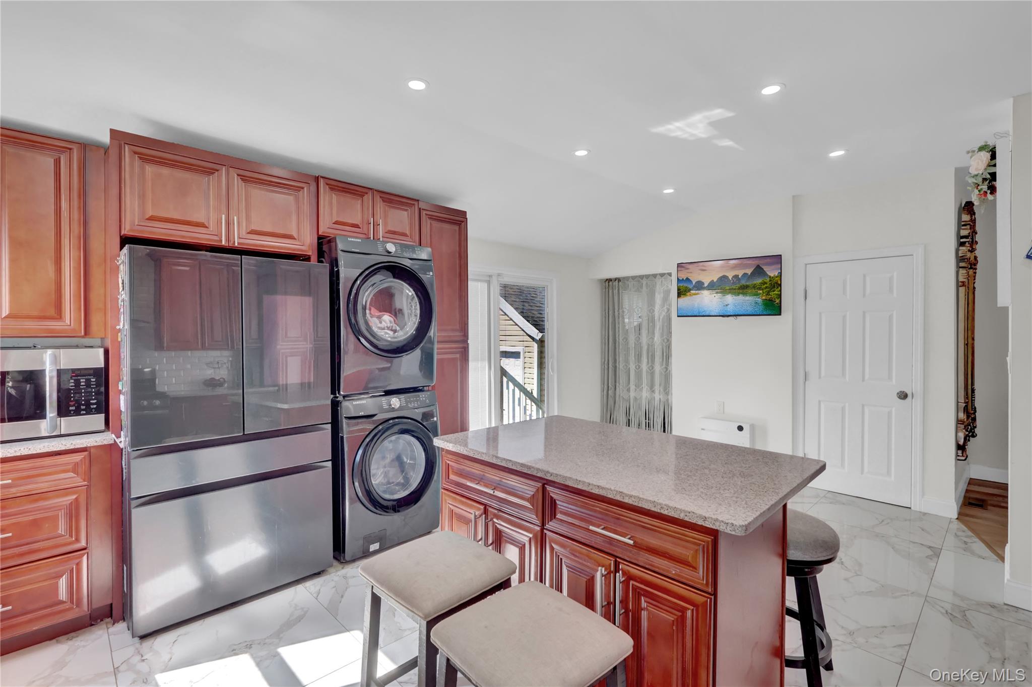 #8 photo, 26 Hilbert Street, Hempstead , NY 11550