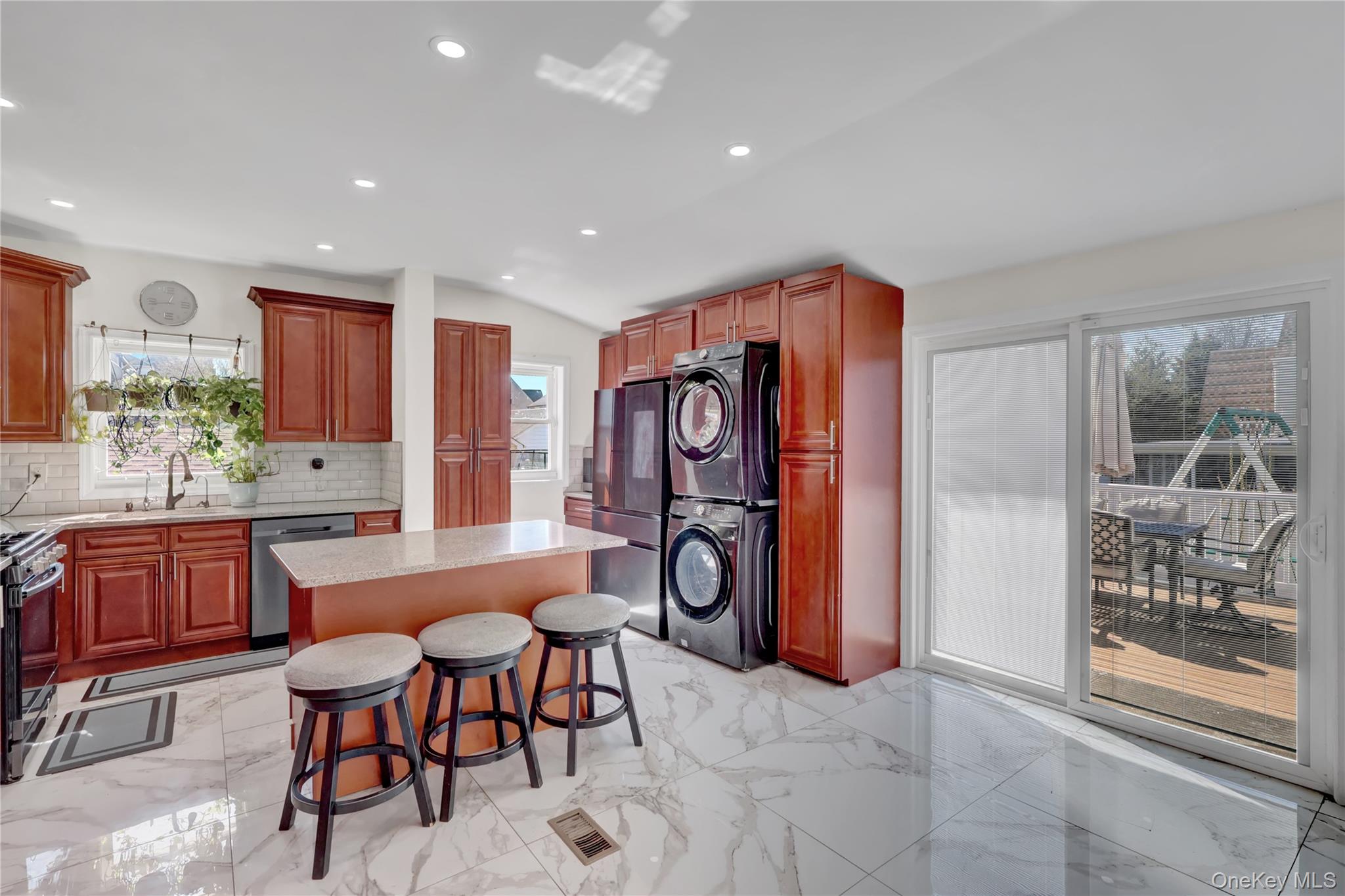 #9 photo, 26 Hilbert Street, Hempstead , NY 11550