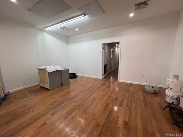 #2 photo, 10529 Liberty Avenue, कुईंस Ozone Park , NY 11417