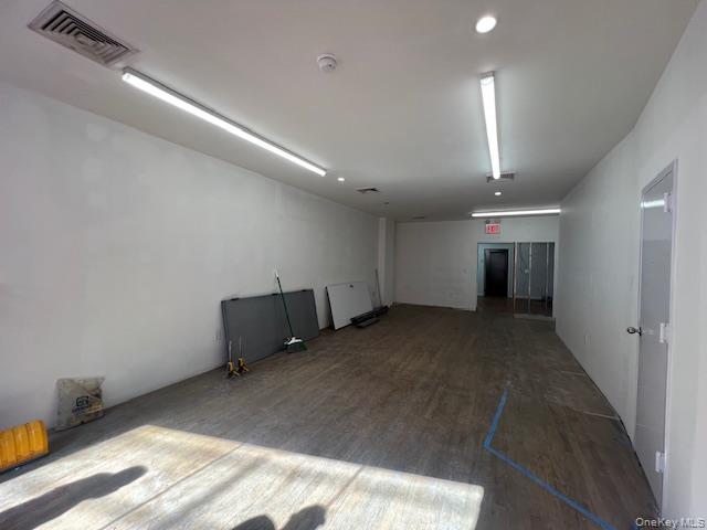 #3 photo, 10529 Liberty Avenue, कुईंस Ozone Park , NY 11417