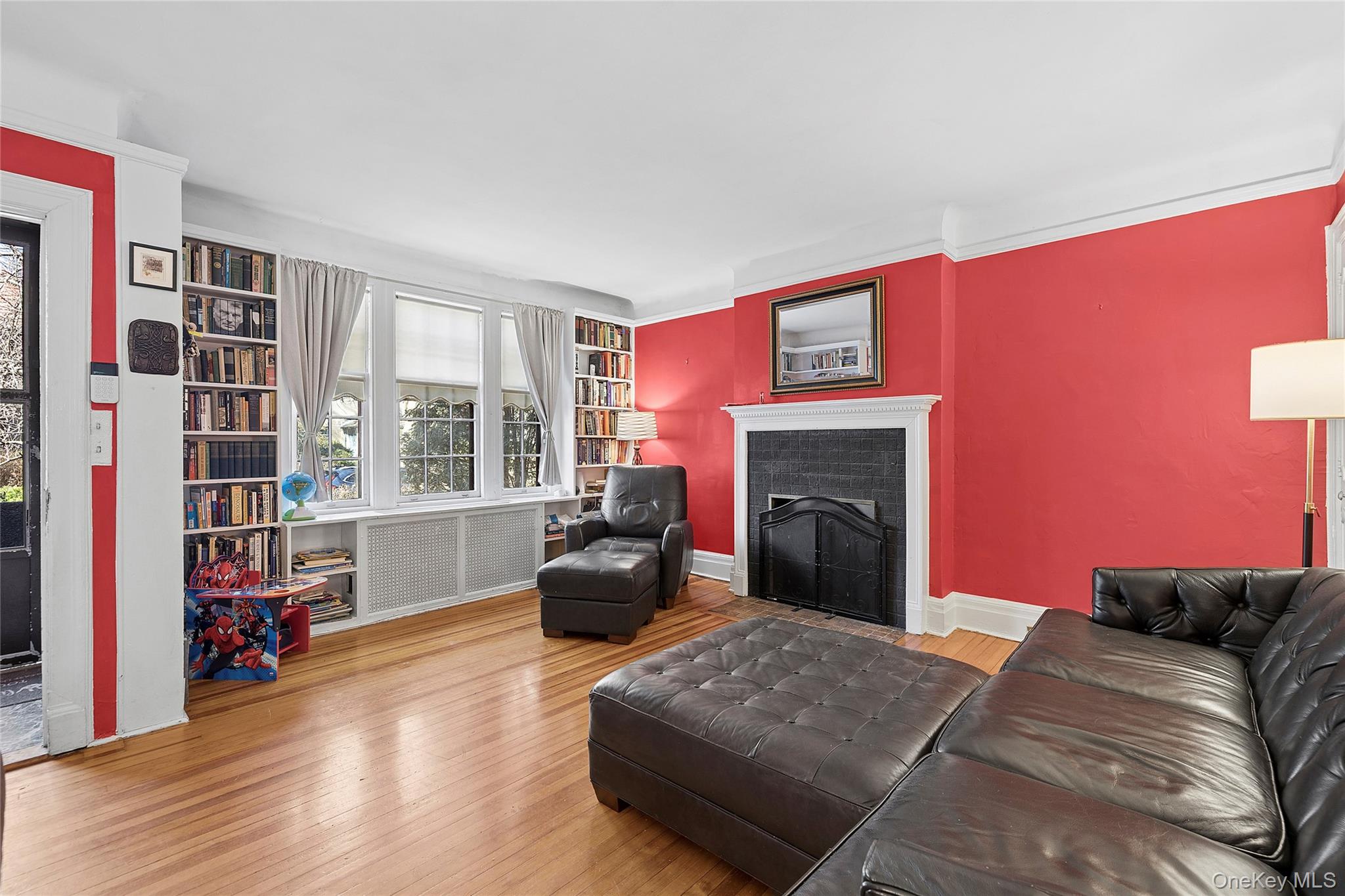 #2 photo, 46 Slocum Crescent, كوينز Forest Hills , NY 11375