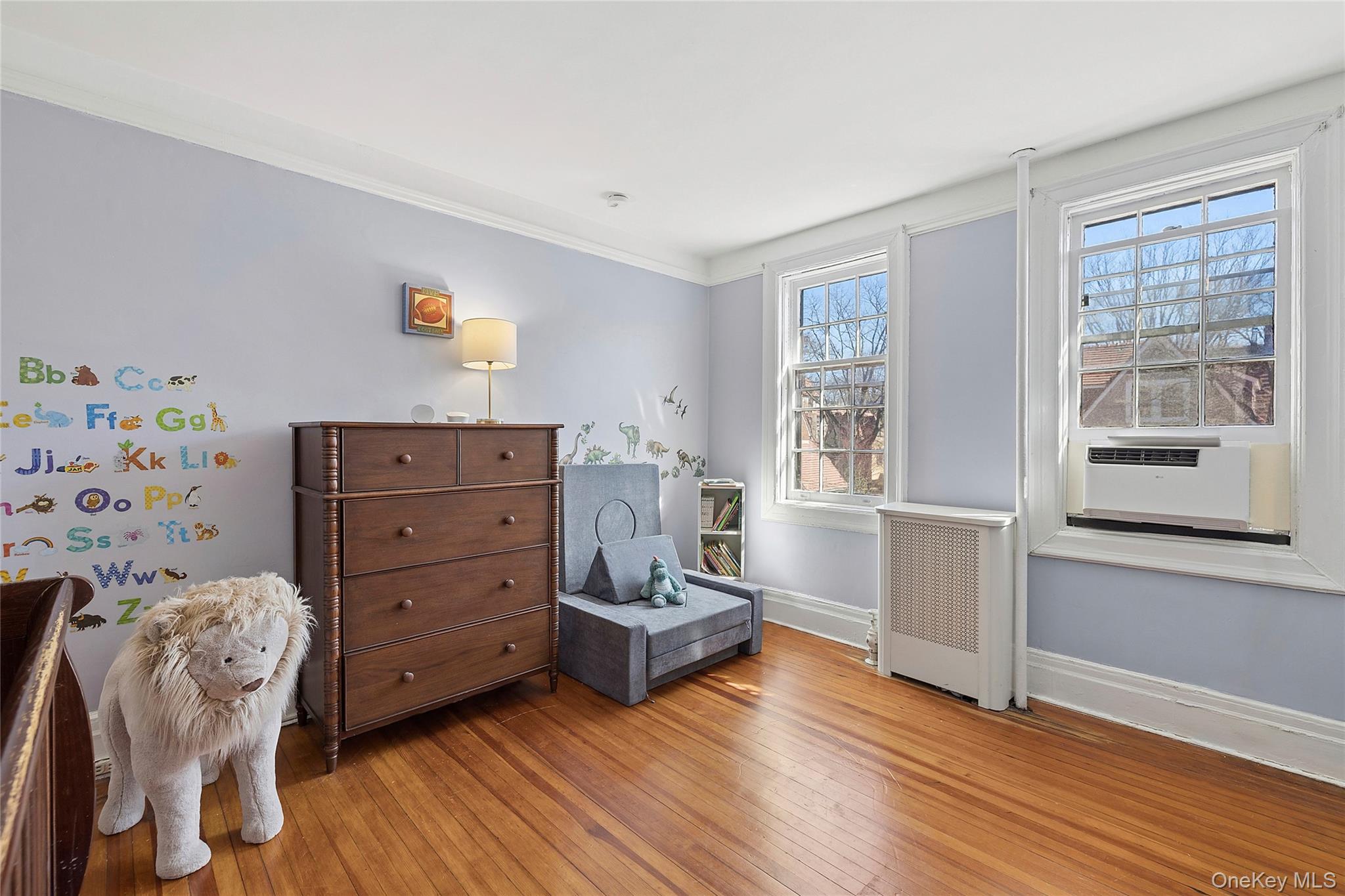 #8 photo, 46 Slocum Crescent, كوينز Forest Hills , NY 11375