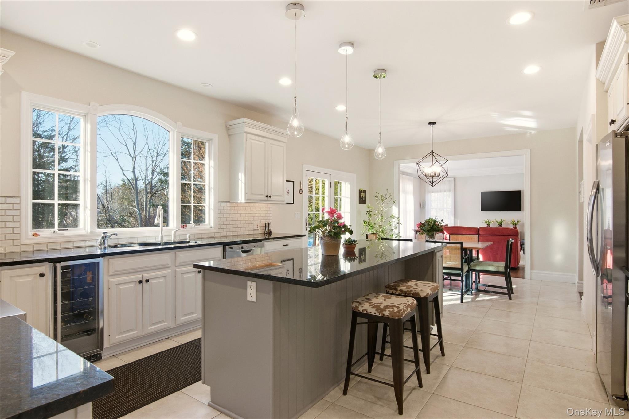 #17 photo, 4 Daniel Way, سوفولك Setauket , NY 11733