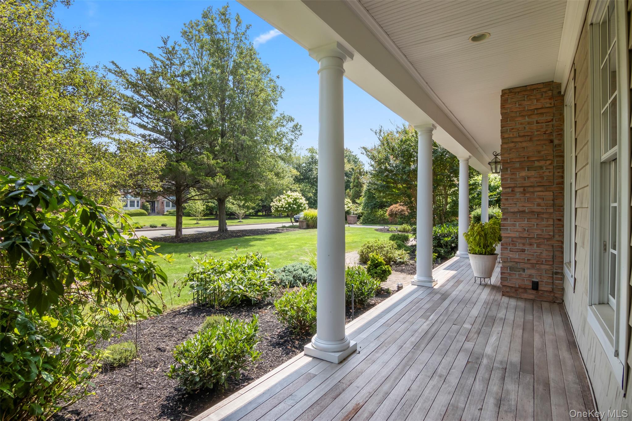 #3 photo, 4 Daniel Way, سوفولك Setauket , NY 11733