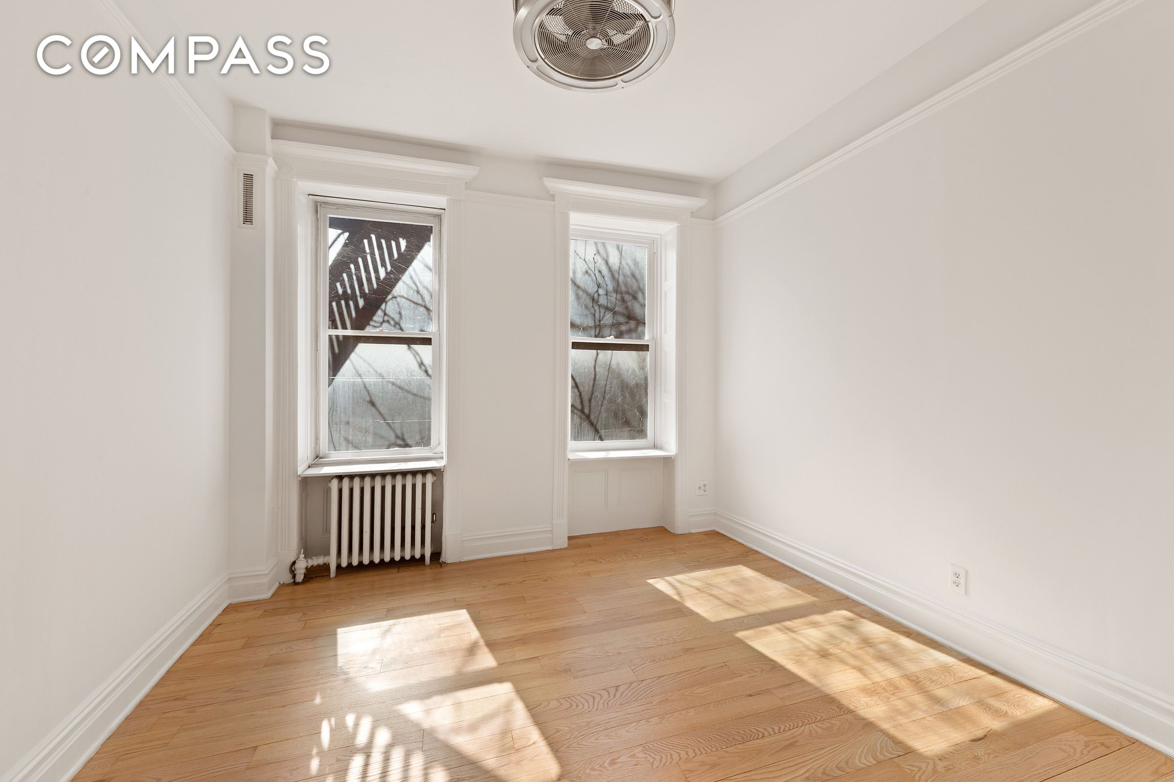 #4 photo, 41 Perry Street, West Village , NY 10014