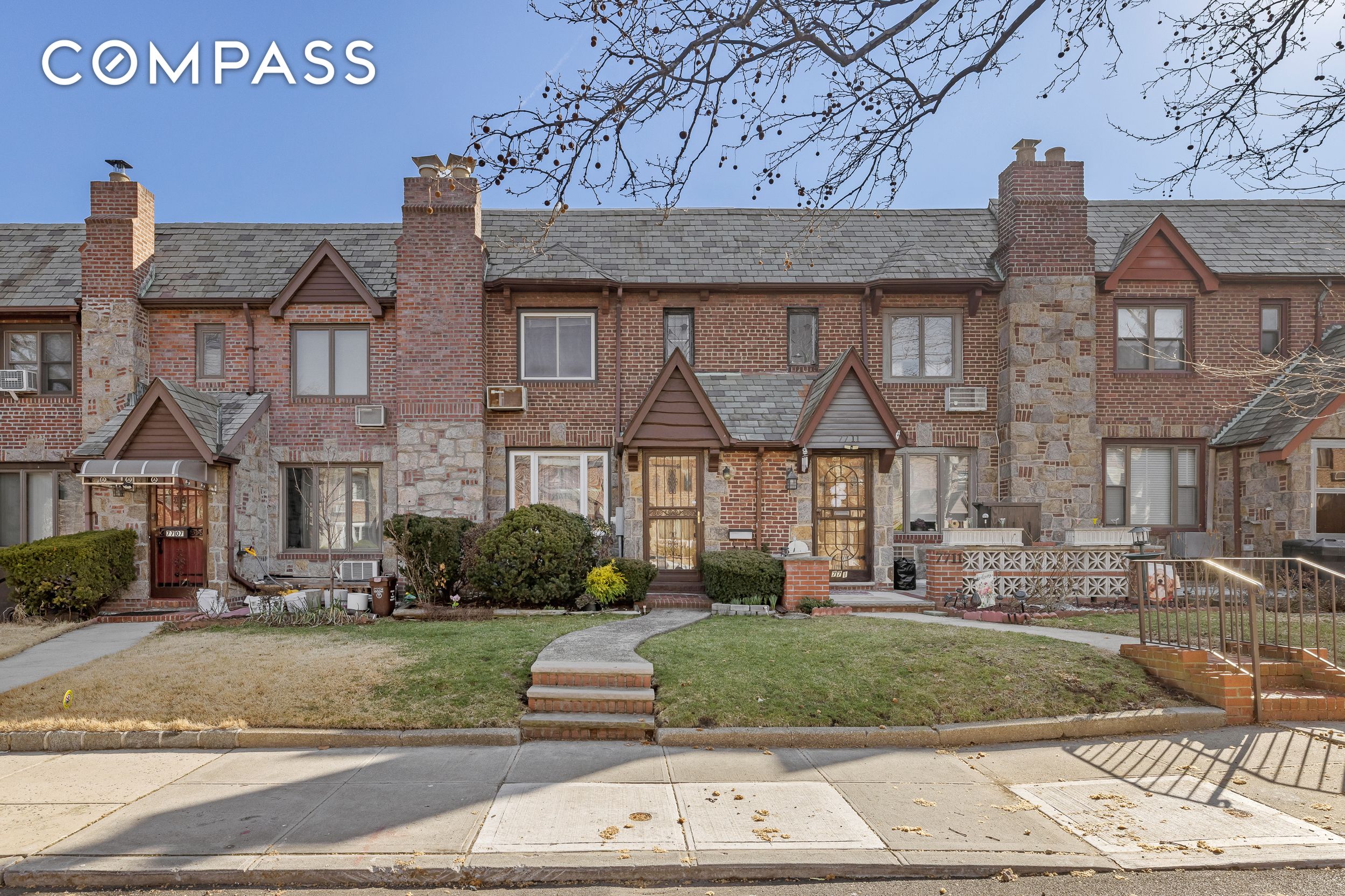 #1 photo, 77-09 82nd Street, Куинс ‖ Glendale , NY 11385