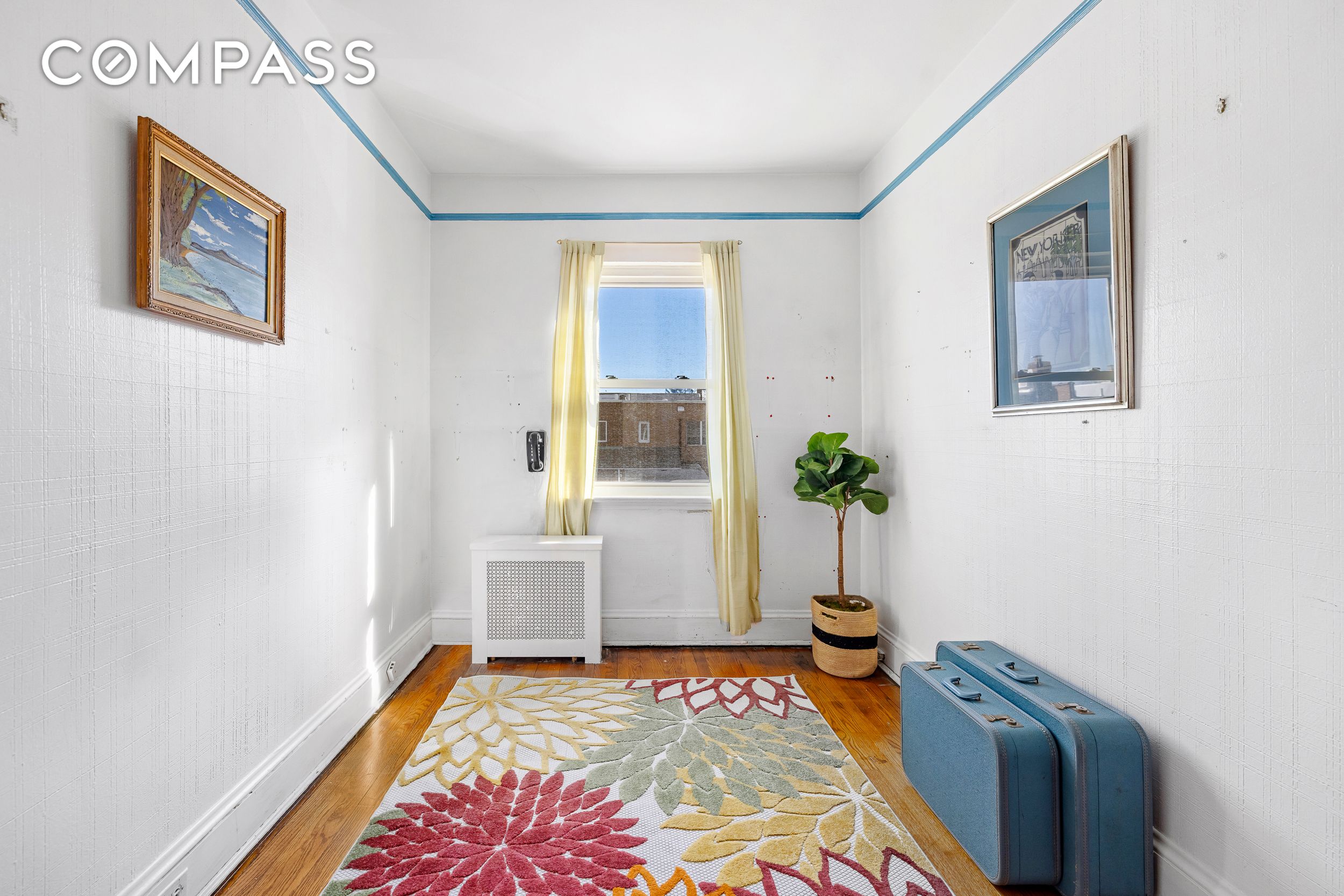 #13 photo, 77-09 82nd Street, Куинс ‖ Glendale , NY 11385