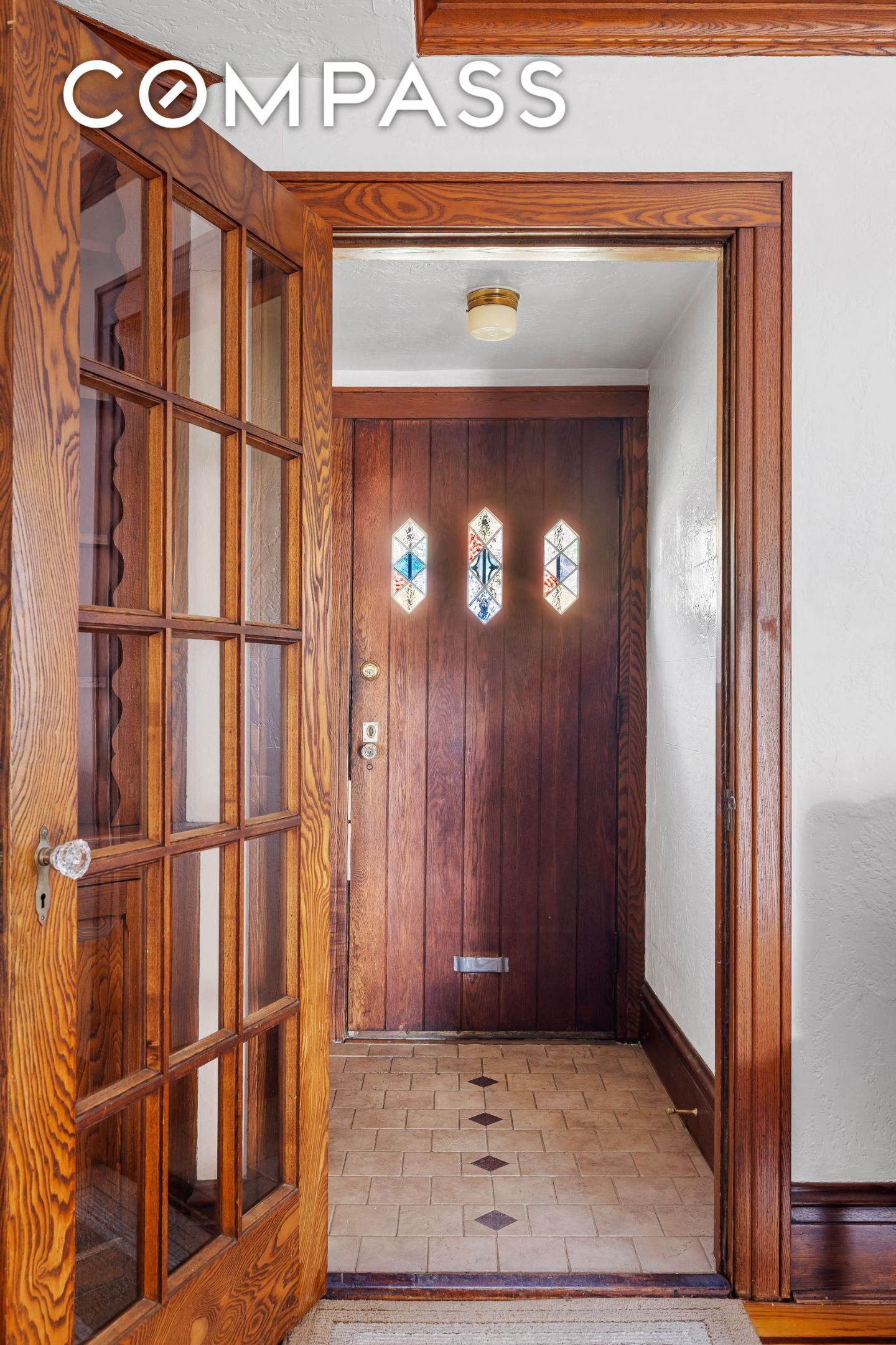 #3 photo, 77-09 82nd Street, Куинс ‖ Glendale , NY 11385