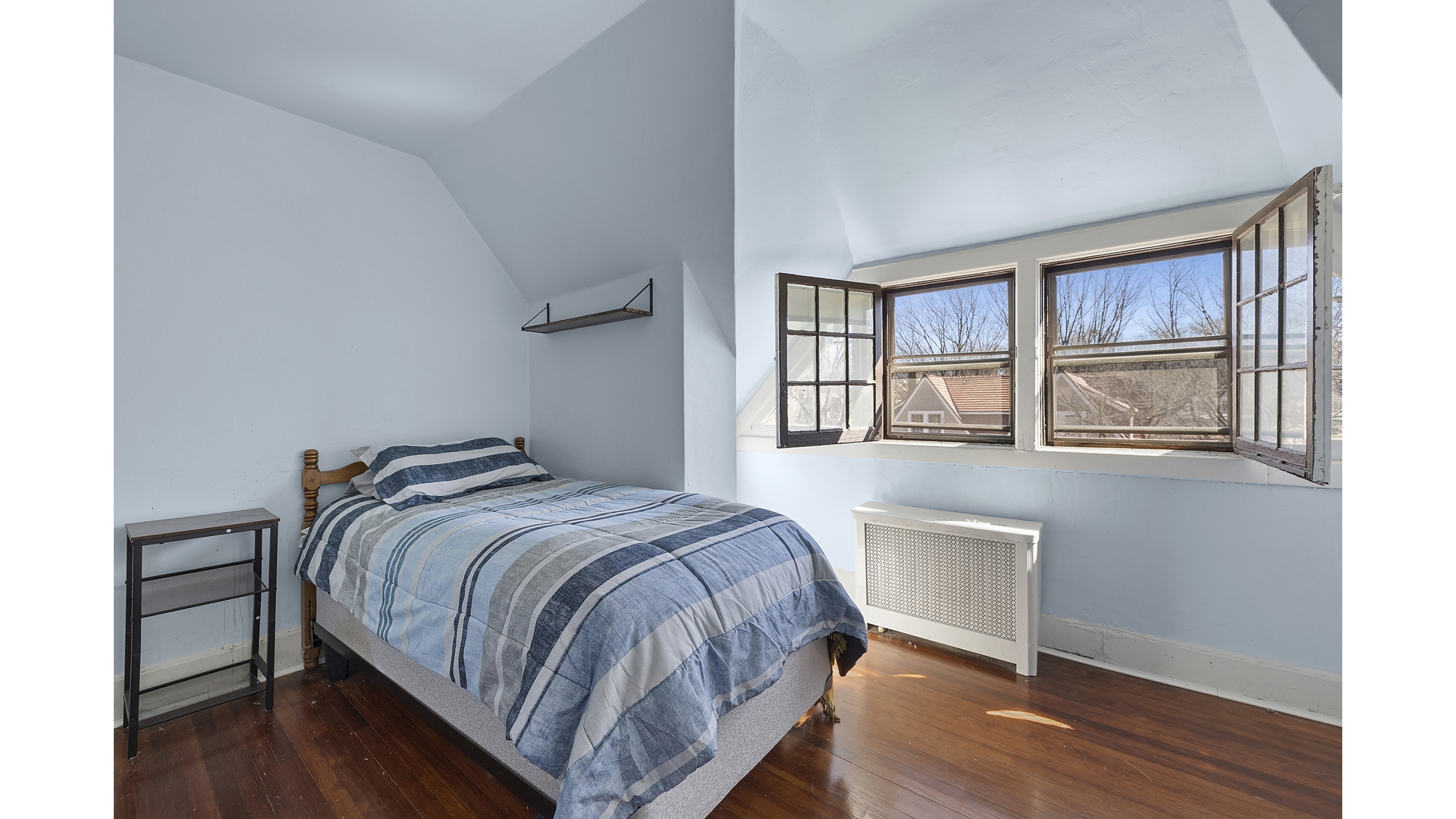 #11 photo, 46 SLOCUM Crescent, Куинс ‖ Forest Hills , NY 11375