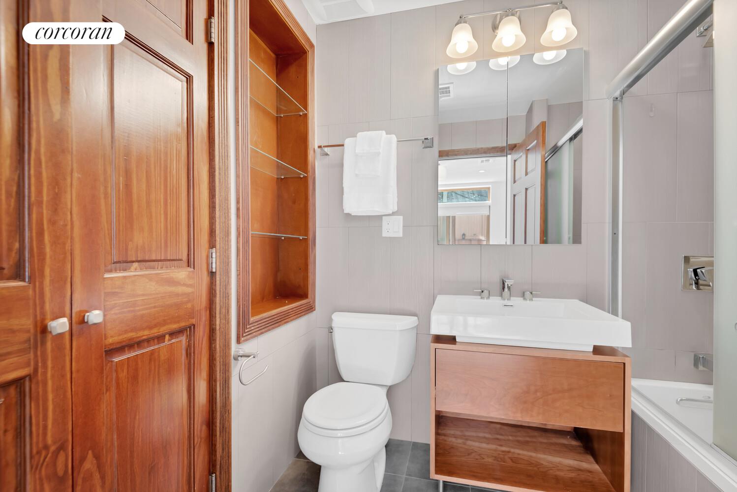 #13 photo, 218 FROST Street, Williamsburg , NY 11211