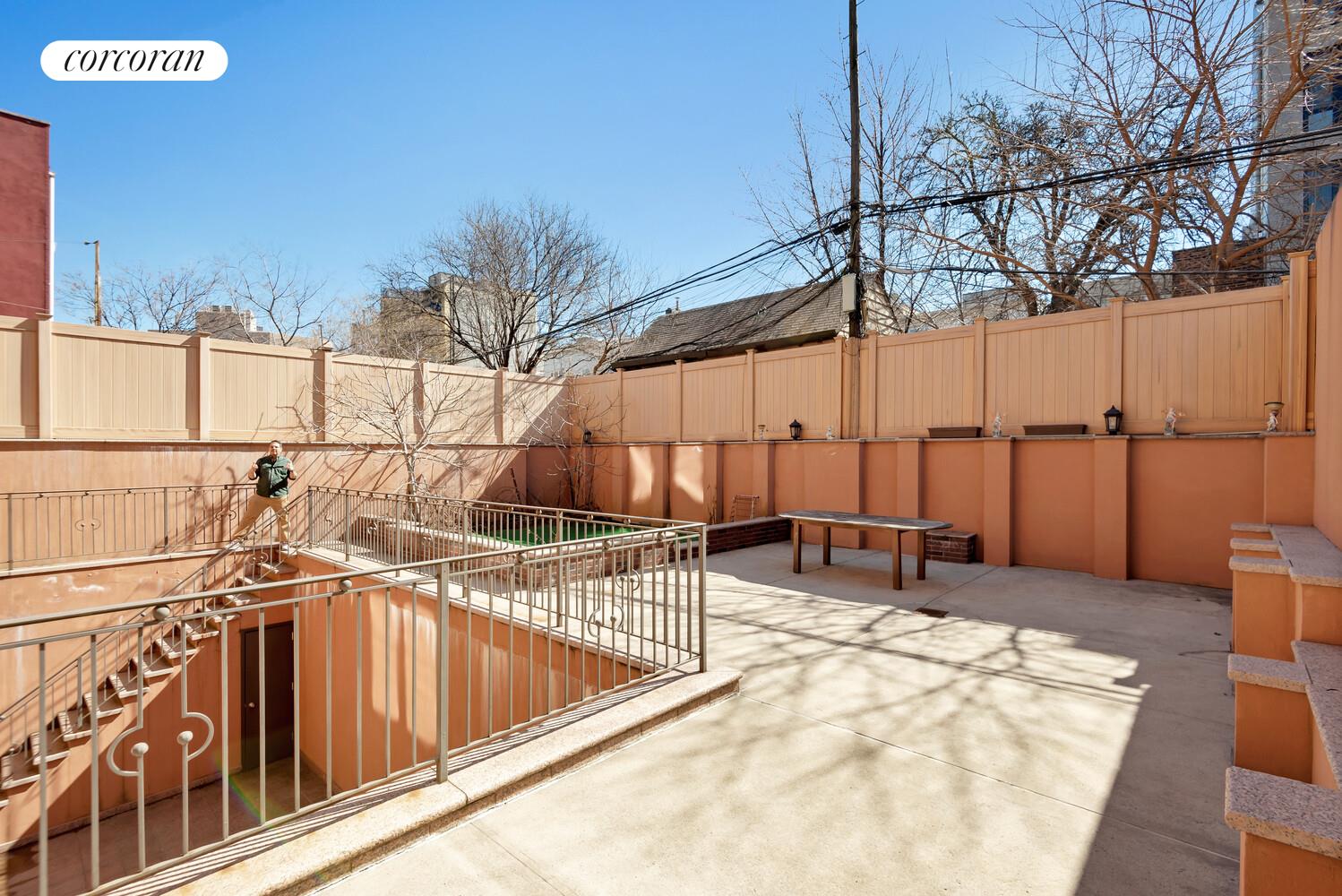 #9 photo, 218 FROST Street, Бруклин ‖ Williamsburg , NY 11211