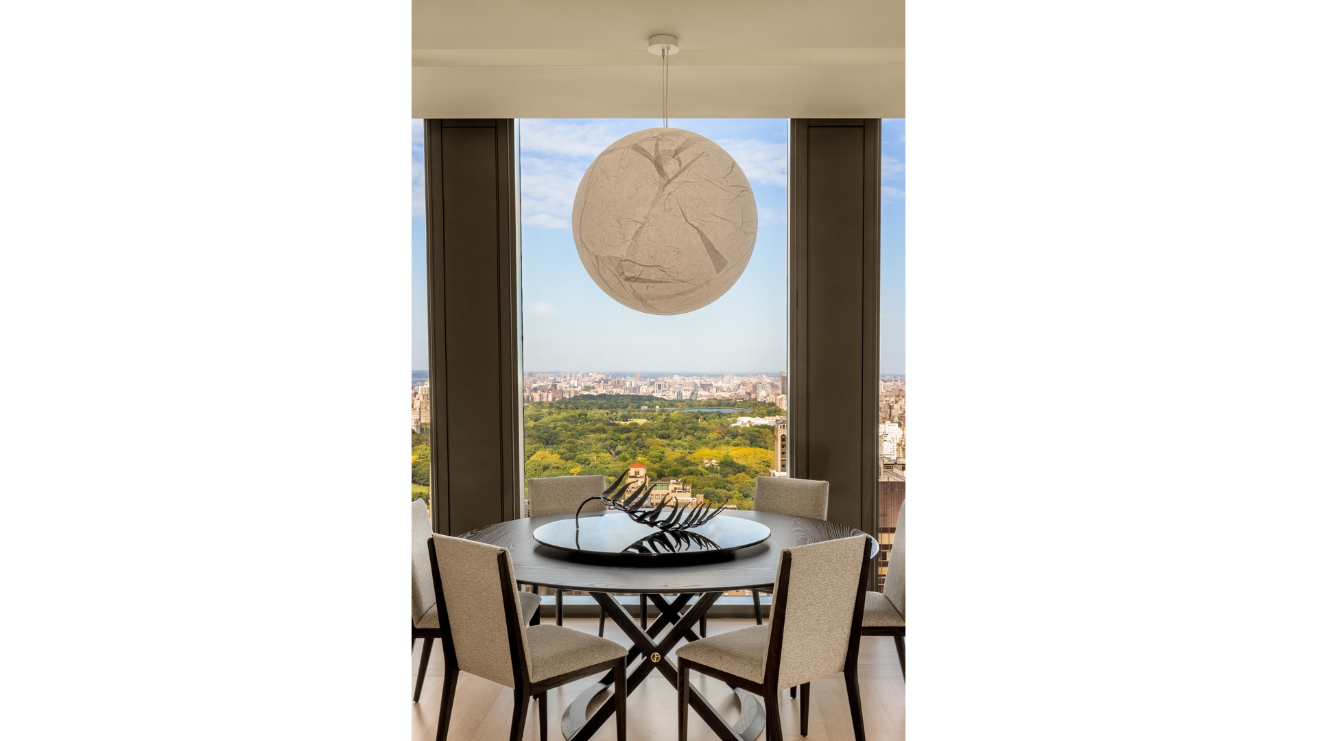 #5 photo, 53 W 53RD Street, Midtown , NY 10019