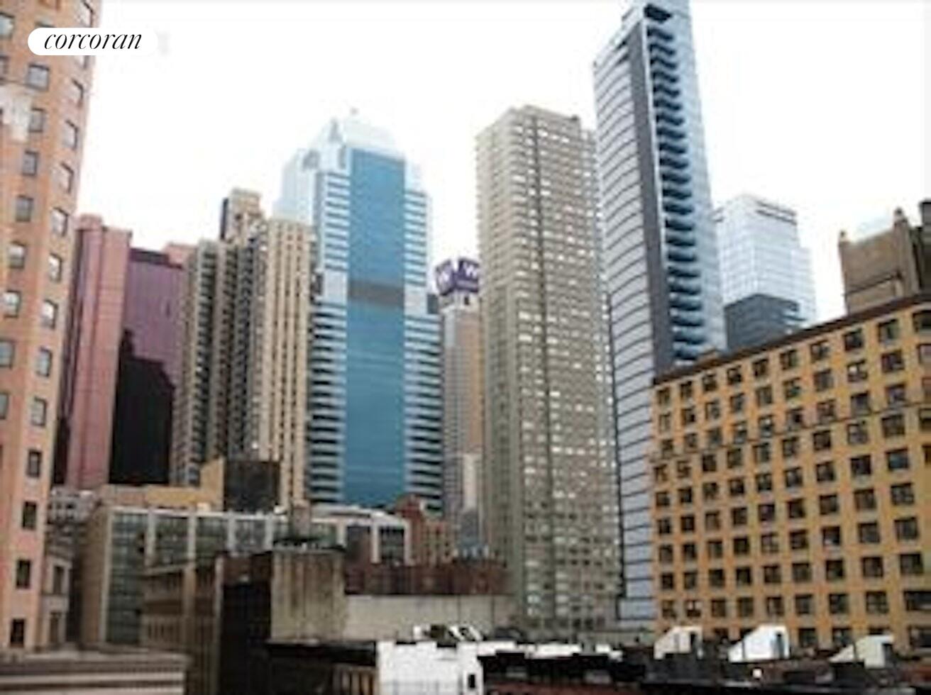 #13 photo, 350 W 50TH Street, Hell's Kitchen , NY 10019