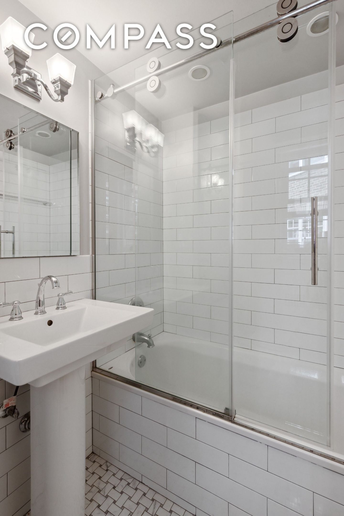 #11 photo, 120 Cabrini Boulevard, Манхэттен ‖ Hudson Heights , NY 10033