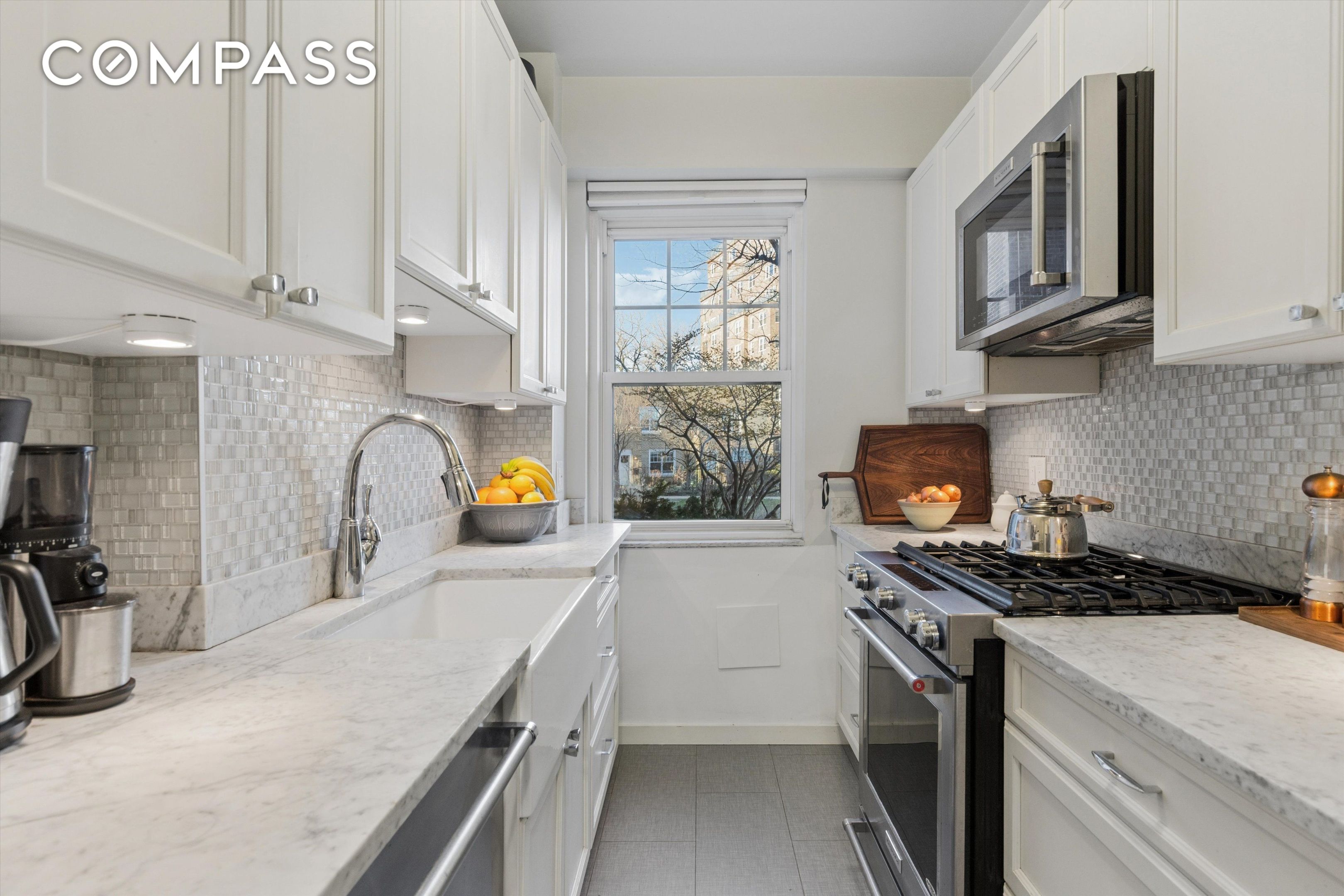 #9 photo, 120 Cabrini Boulevard, Манхэттен ‖ Hudson Heights , NY 10033