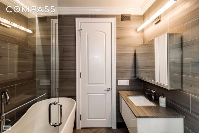 #5 photo, New York City, Lenox Hill , NY 10021