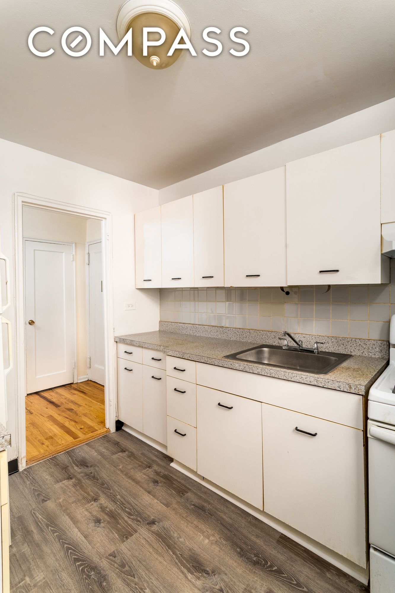 #7 photo, 5610 Netherland Avenue, ब्रोंक्स North Riverdale , NY 10471