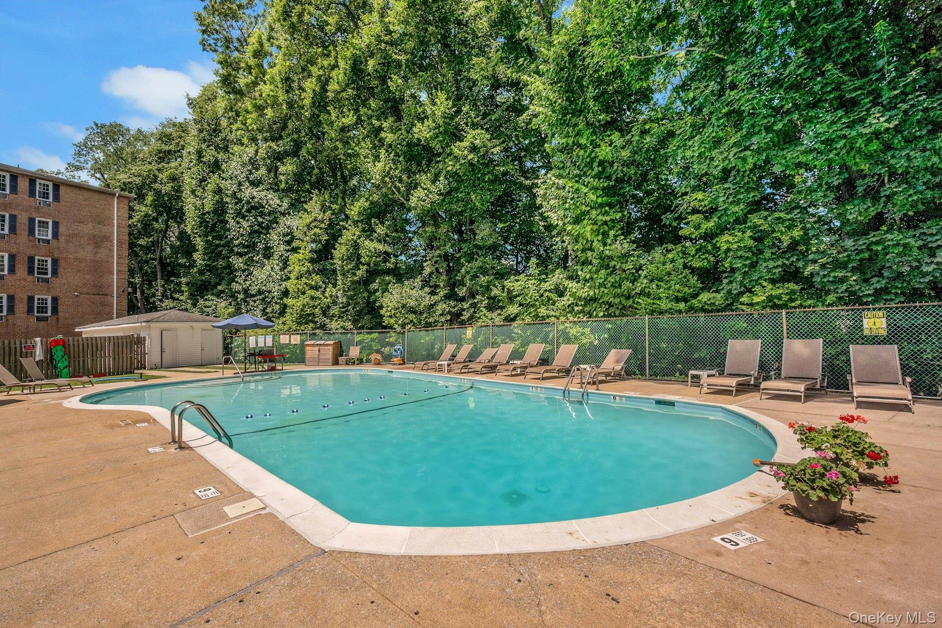 #15 photo, 2 Consulate Drive, Tuckahoe , NY 10707