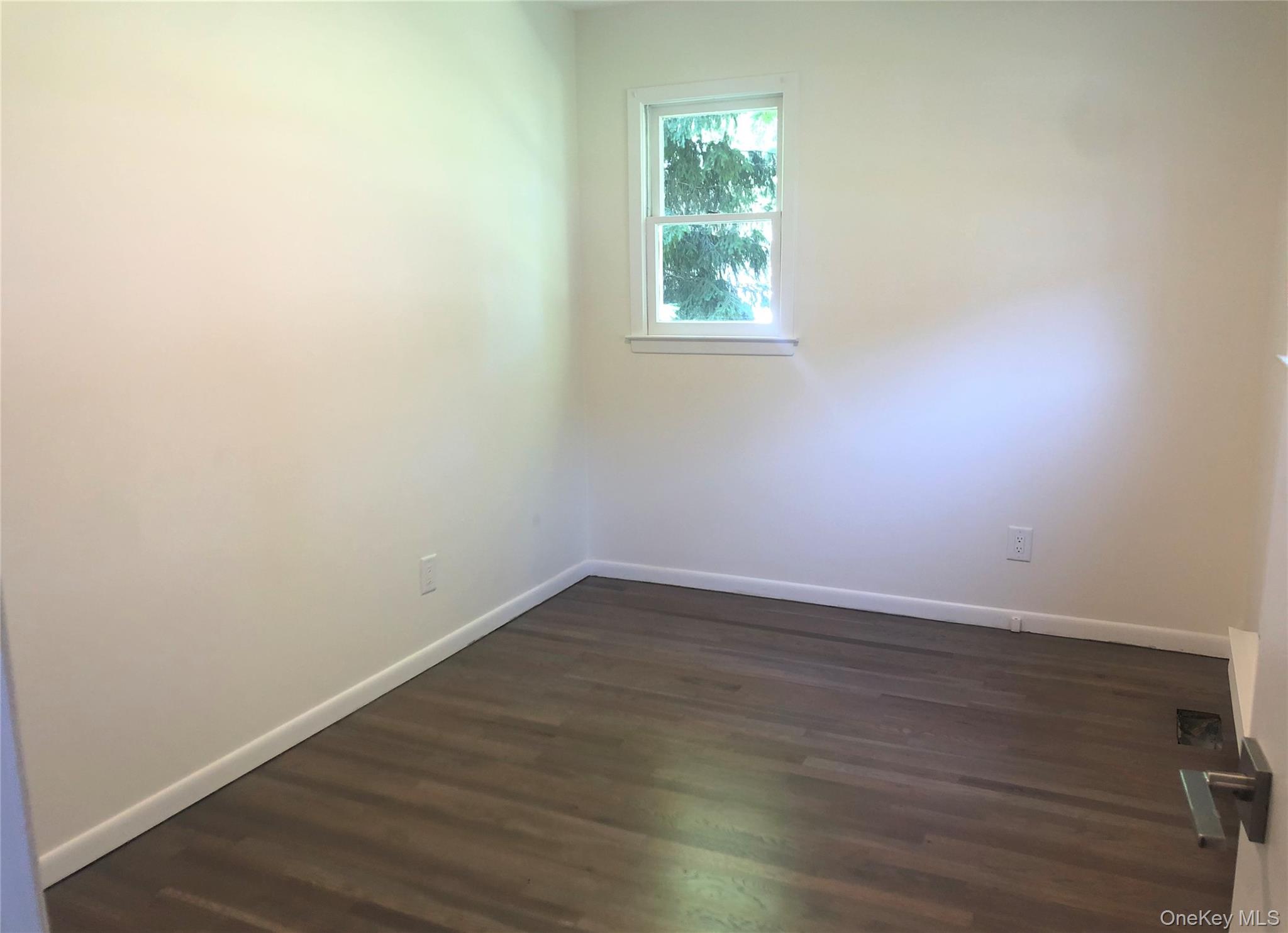 #11 photo, 3213 S Shelley Street, Mohegan Lake , NY 10547