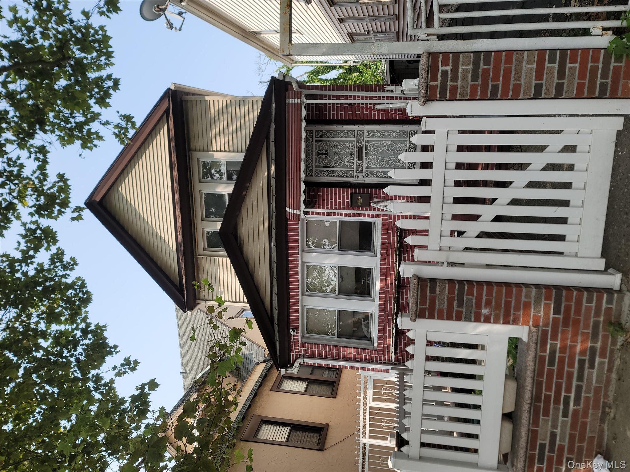 #1 photo, 102-34 Van Wyck Expressway, Richmond Hill S. , NY 11419