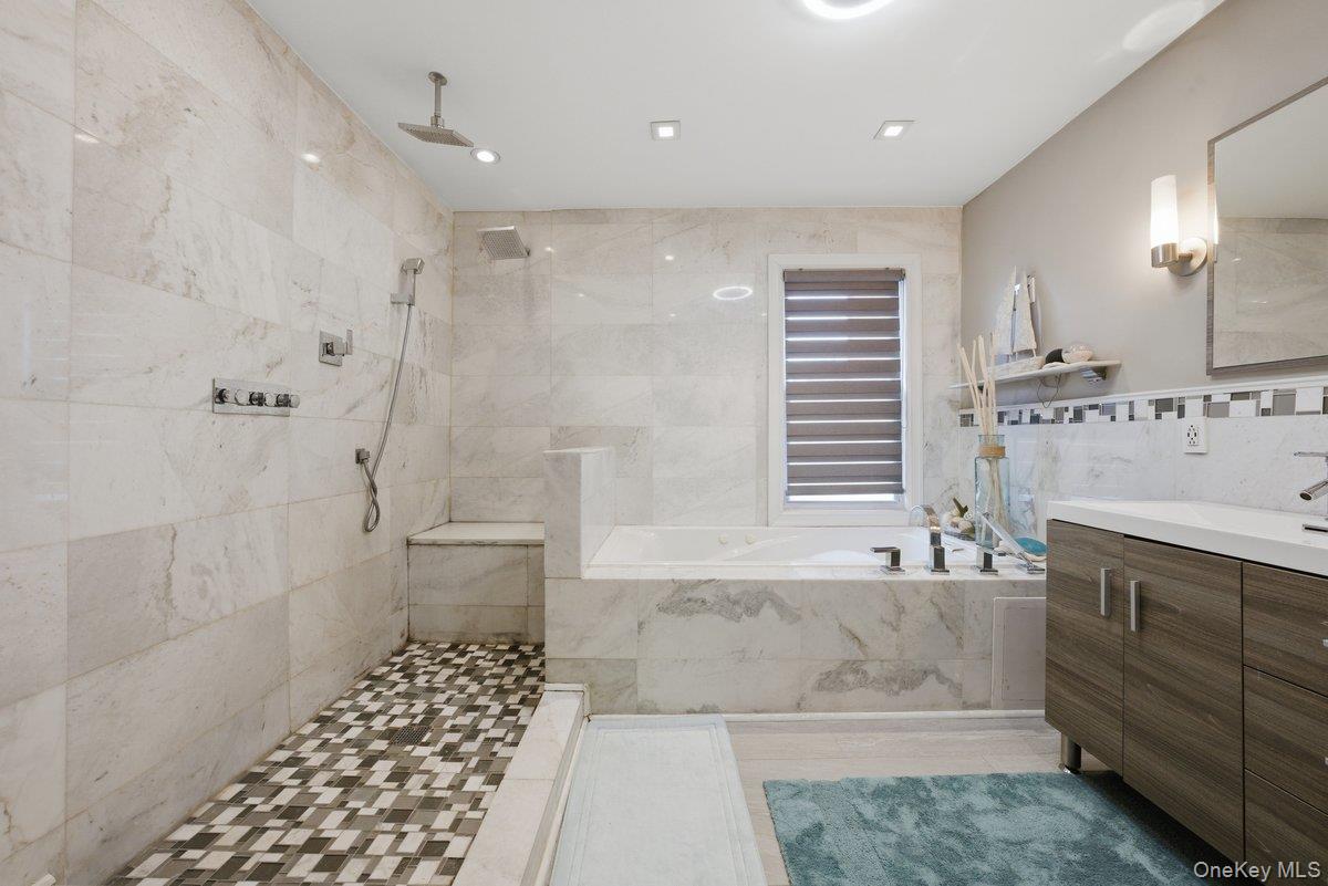 #11 photo, 4641 Carpenter Avenue, Bronx , NY 10470