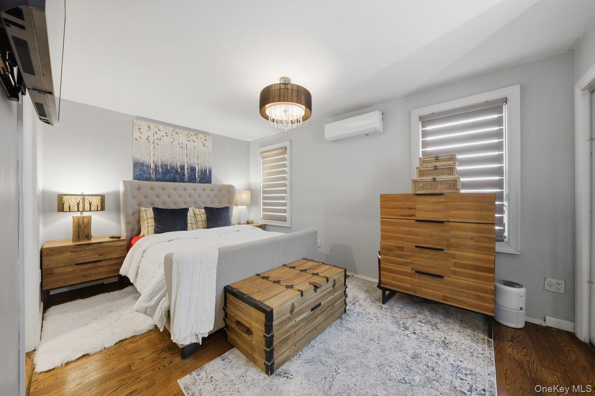 #6 photo, 4641 Carpenter Avenue, Bronx , NY 10470