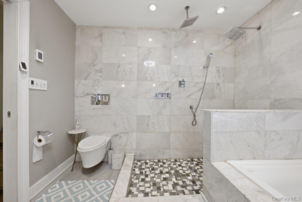 #8 photo, 4641 Carpenter Avenue, Bronx , NY 10470