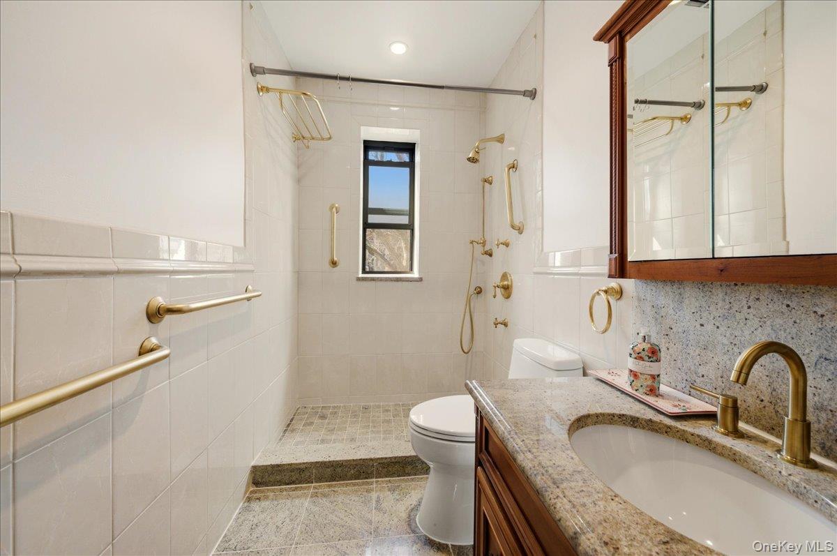 #15 photo, 300 Main Street, White Plains , NY 10601