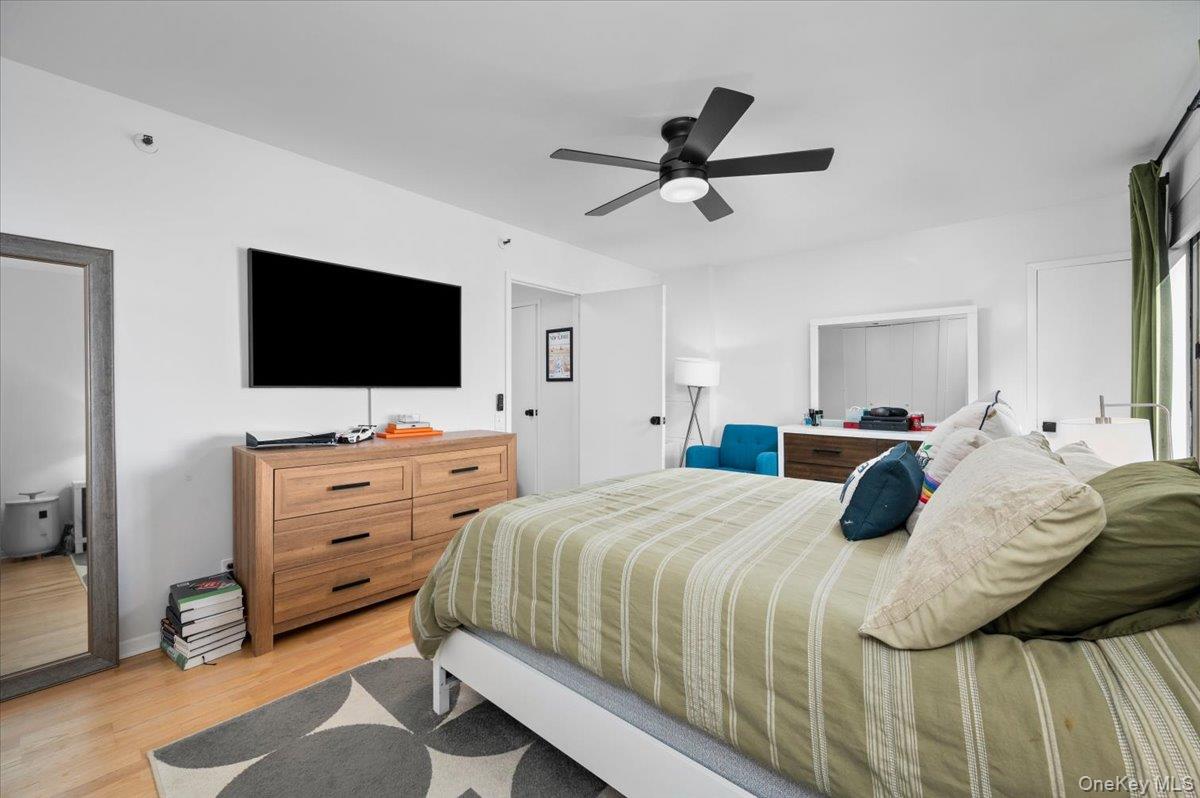 #18 photo, 10 Cottage Place, White Plains , NY 10601