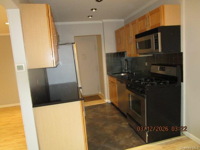 #4 photo, 2910 Barclay Manor, Newburgh , NY 12550