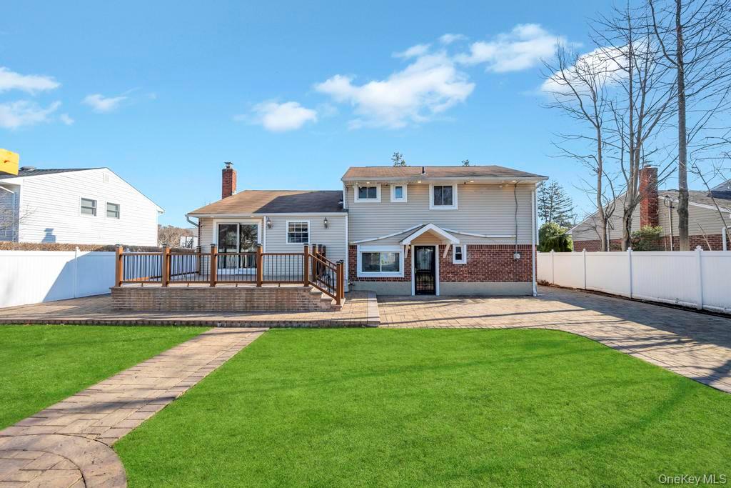 #3 photo, 16 Phipps Lane, Нассау ‖ Plainview , NY 11803