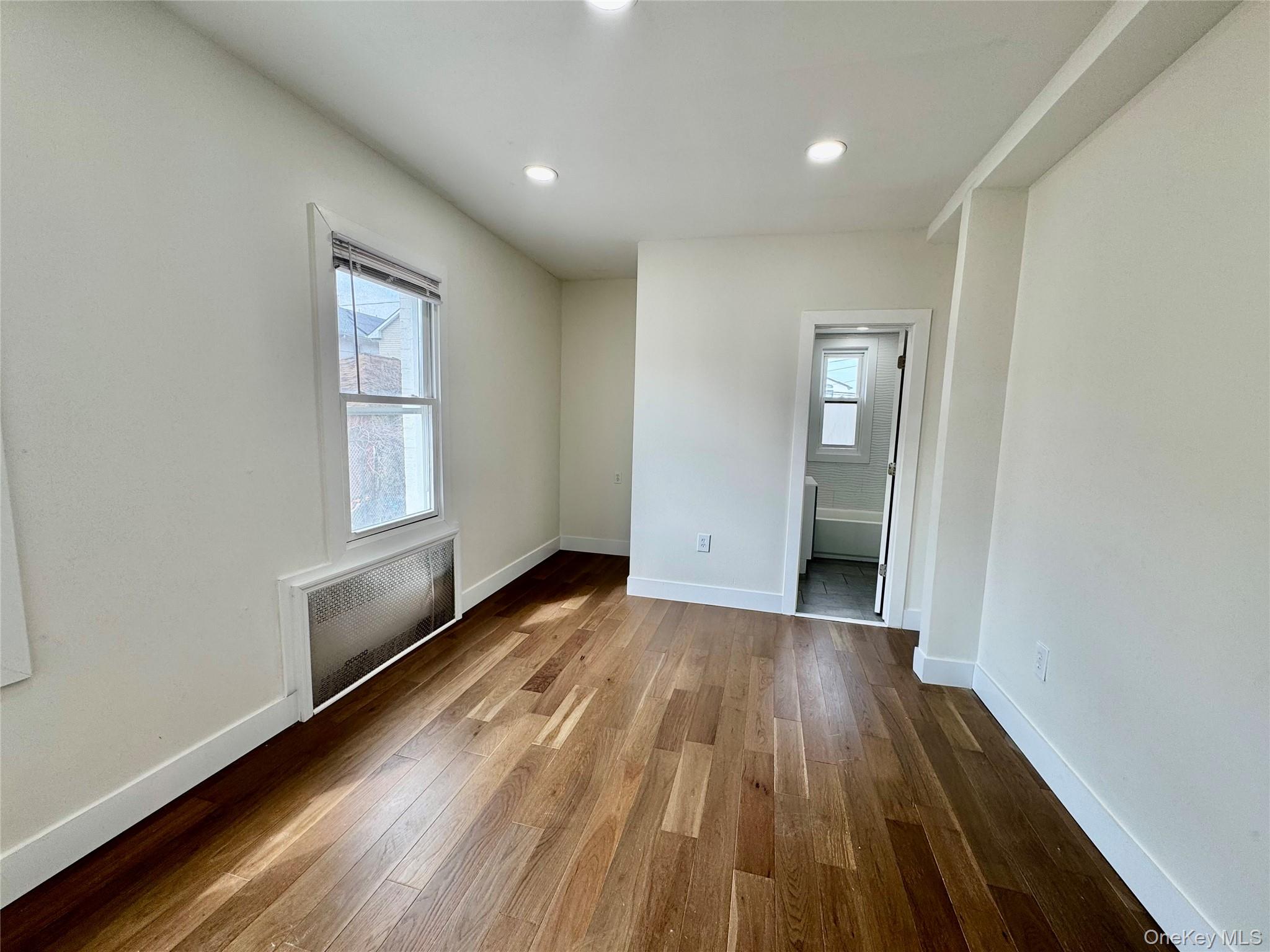 #14 photo, 121 W Chester Street, Long Beach , NY 11561