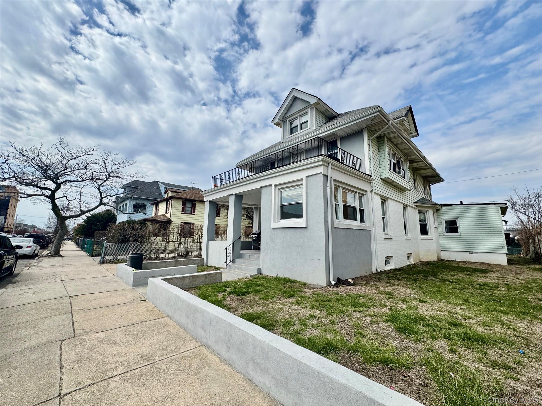 #2 photo, 121 W Chester Street, Long Beach , NY 11561
