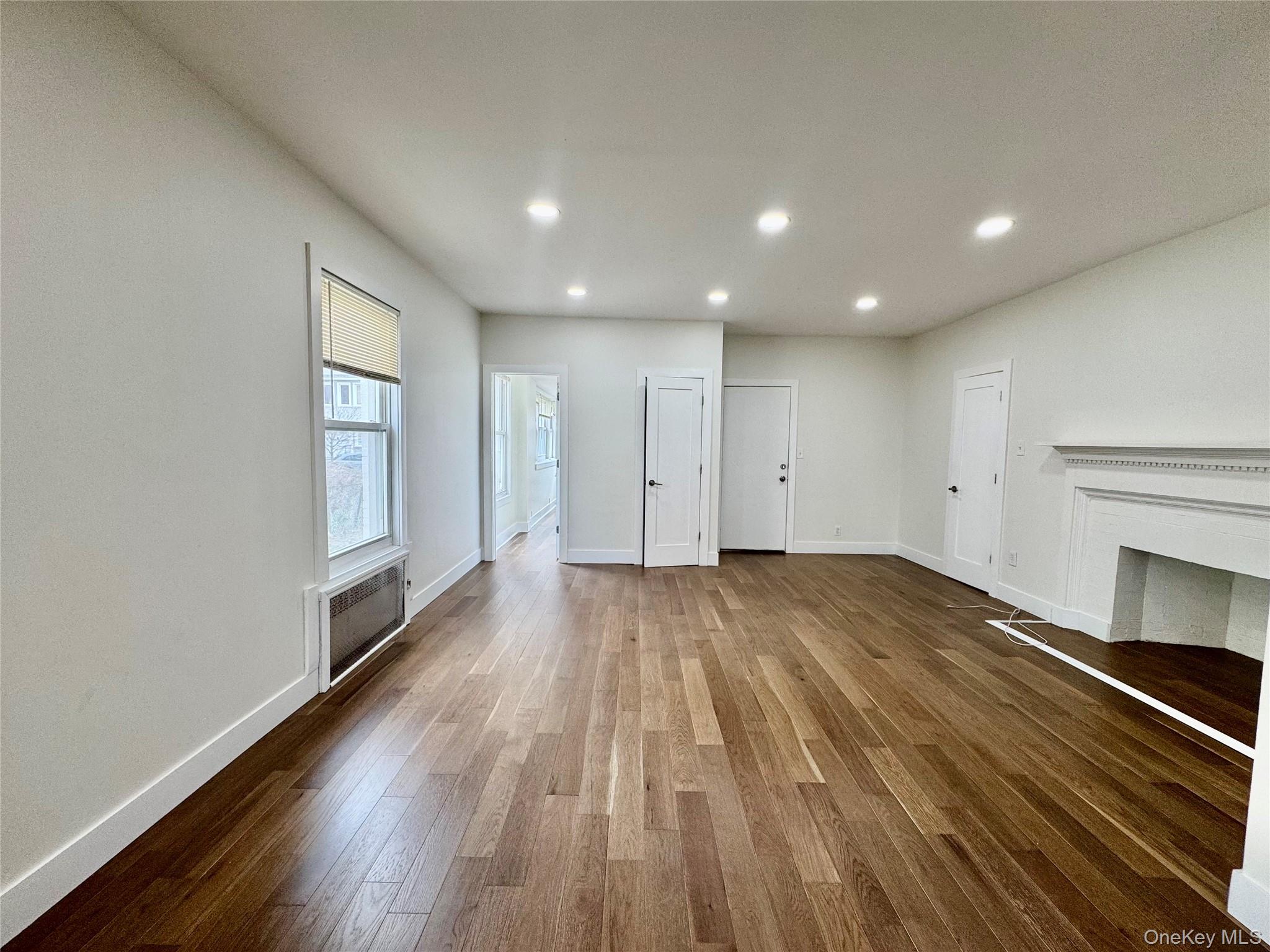 #5 photo, 121 W Chester Street, Long Beach , NY 11561